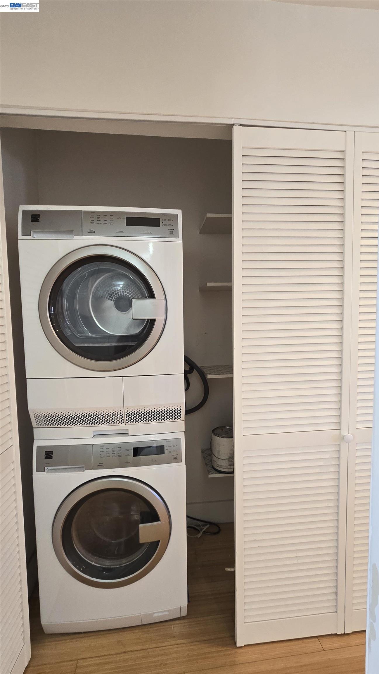 Detail Gallery Image 5 of 9 For 2884 Sawtelle Blvd #217,  Los Angeles,  CA 90064 - 1 Beds | 1 Baths