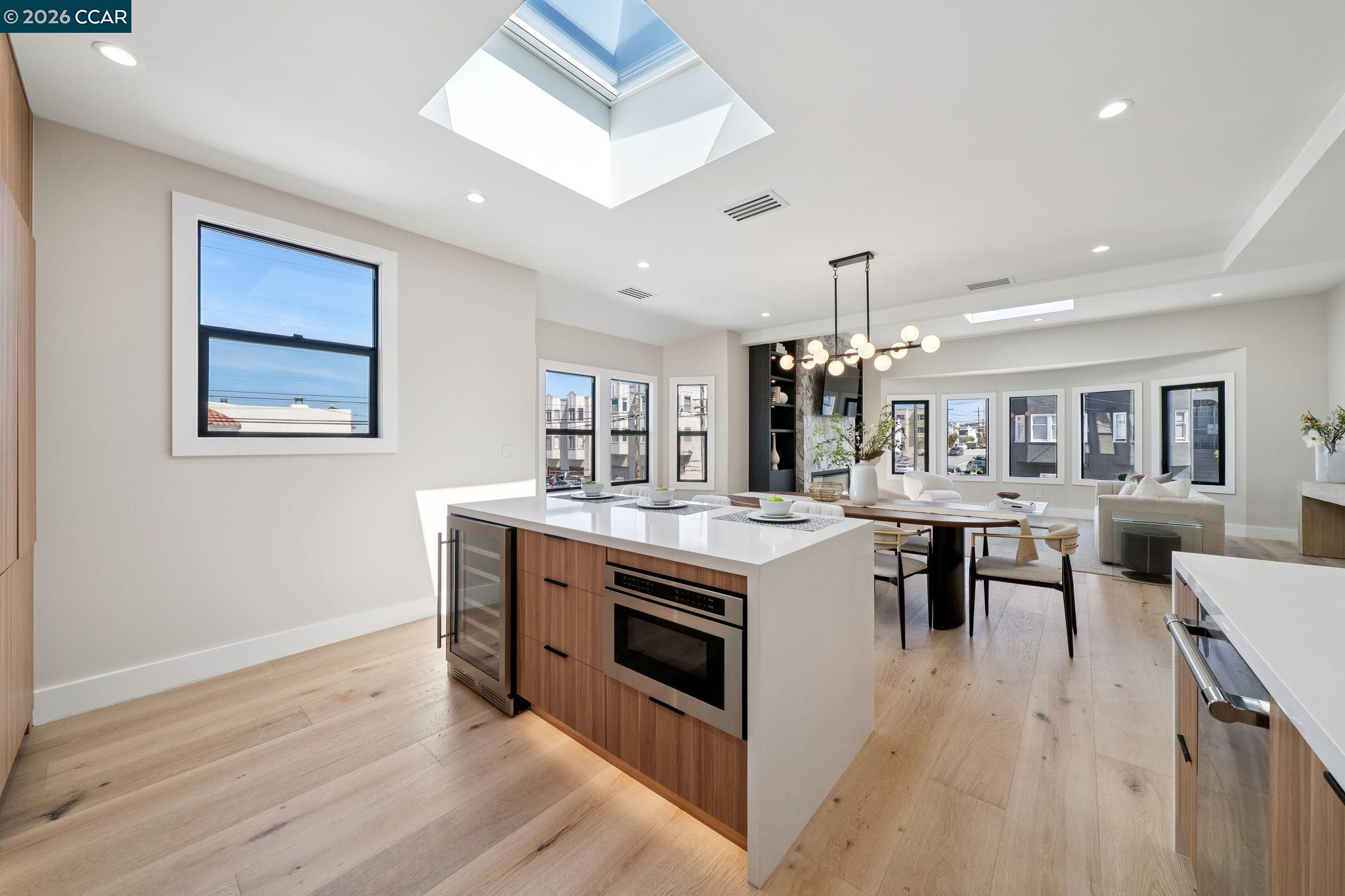 Detail Gallery Image 20 of 60 For 1501 28th Ave, San Francisco,  CA 94122 - 4 Beds | 4/2 Baths