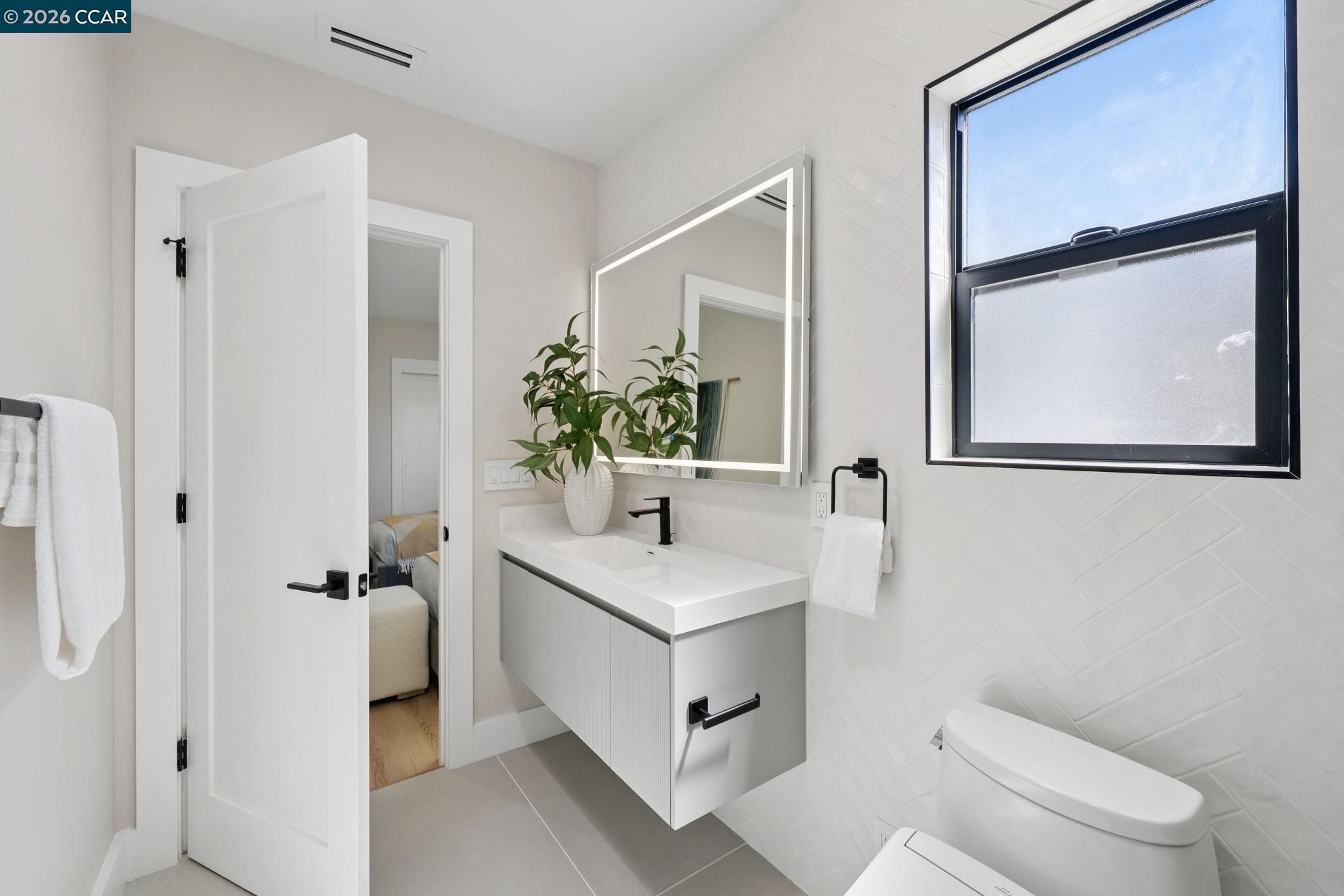 Detail Gallery Image 37 of 60 For 1501 28th Ave, San Francisco,  CA 94122 - 4 Beds | 4/2 Baths