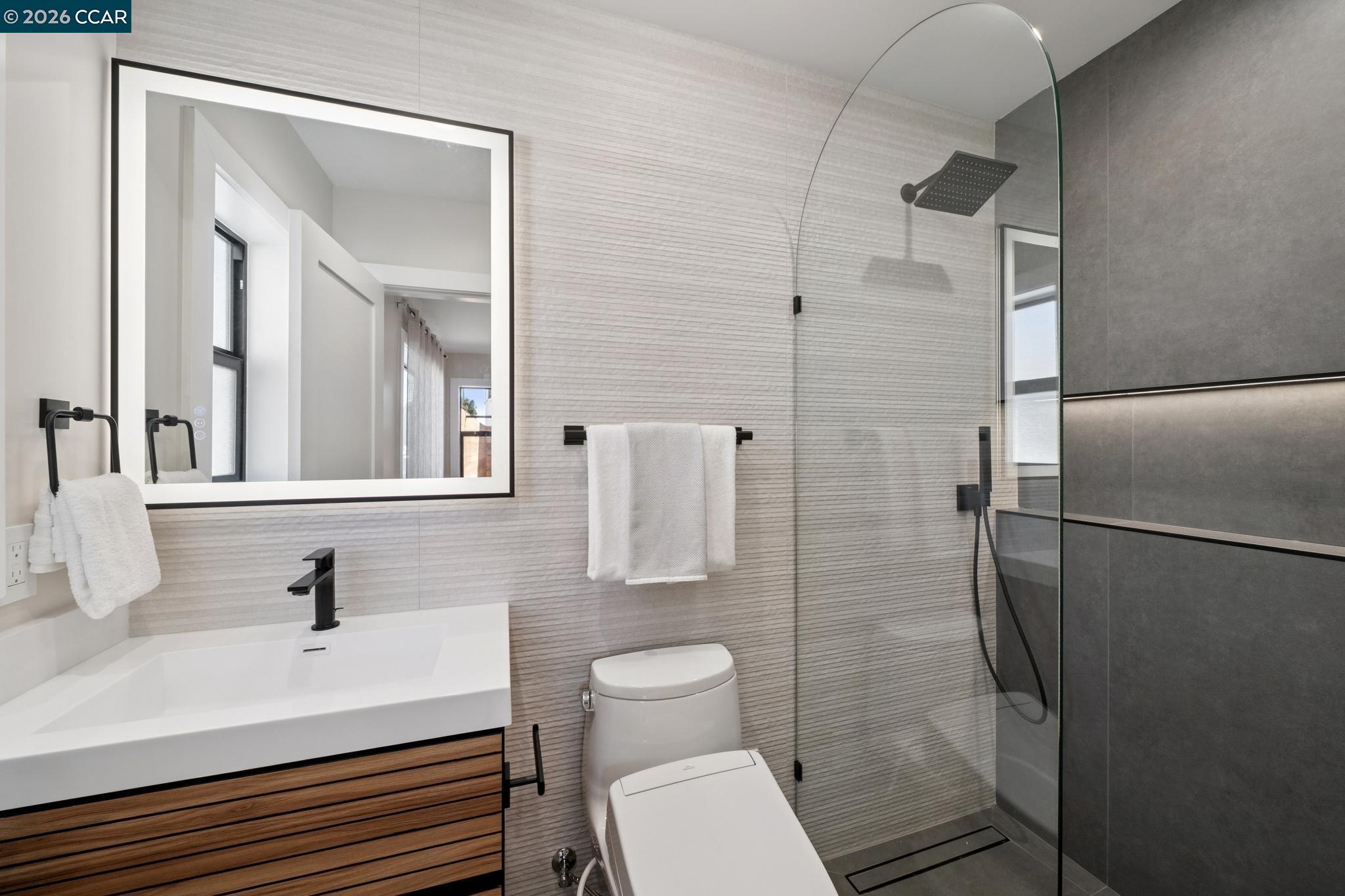 Detail Gallery Image 41 of 60 For 1501 28th Ave, San Francisco,  CA 94122 - 4 Beds | 4/2 Baths