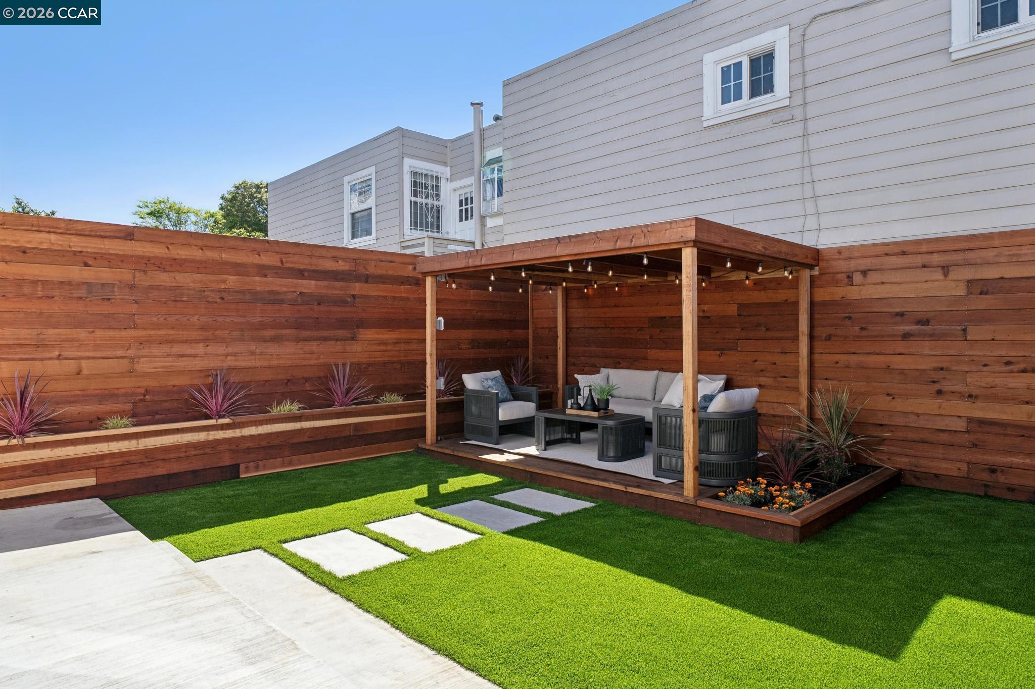 Detail Gallery Image 53 of 60 For 1501 28th Ave, San Francisco,  CA 94122 - 4 Beds | 4/2 Baths