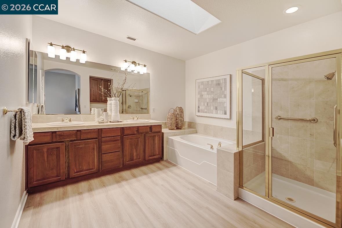 Photo #30: 41128683 Listing: Photo #30