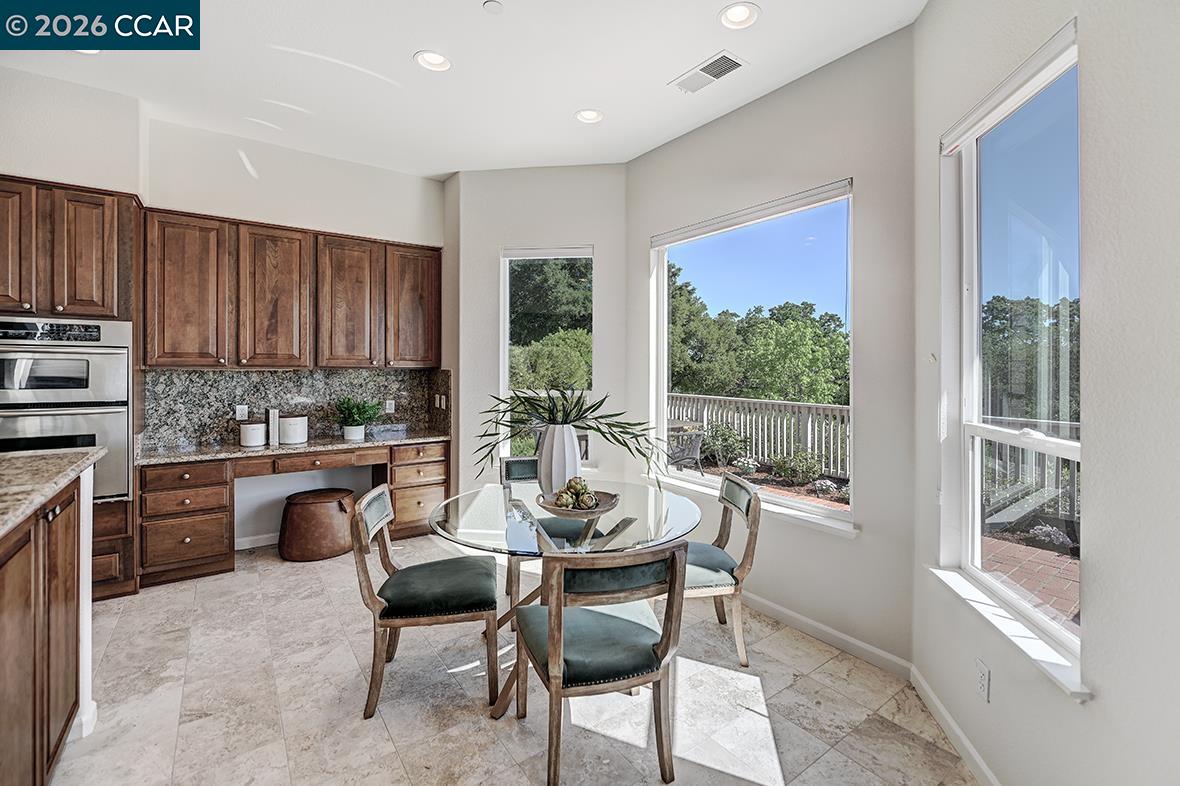 Photo #7: 41128683 Listing: Photo #7