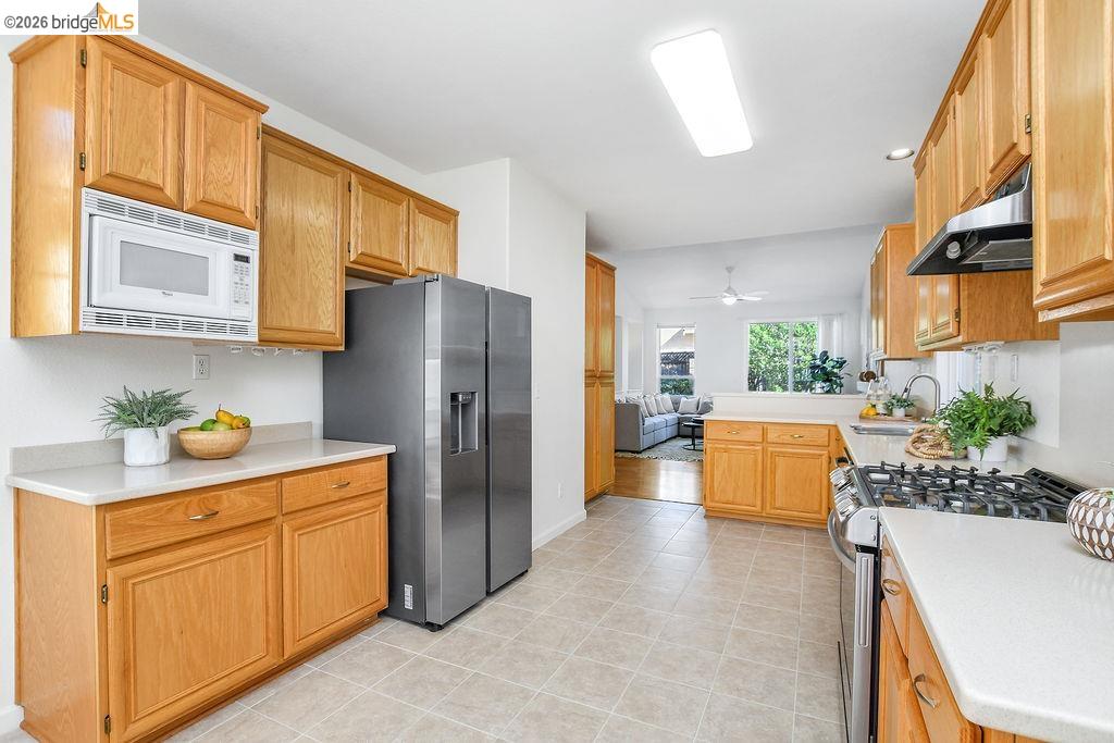 Detail Gallery Image 11 of 34 For 833 Mickelsen Ct, Brentwood,  CA 94513 - 3 Beds | 2 Baths