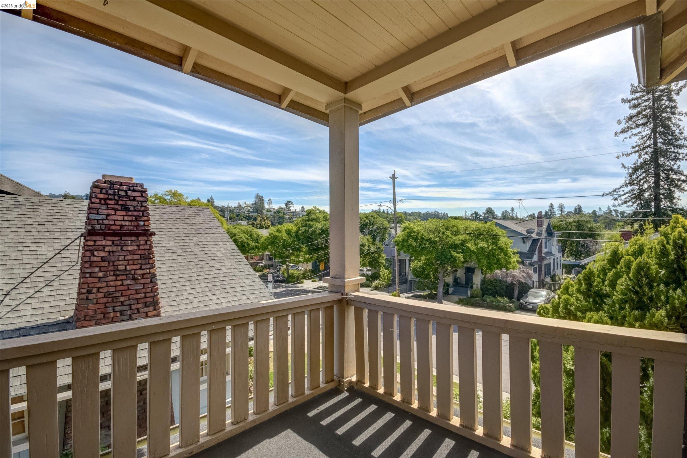 Detail Gallery Image 13 of 59 For 5570 Taft Ave, Oakland,  CA 94618 - – Beds | – Baths