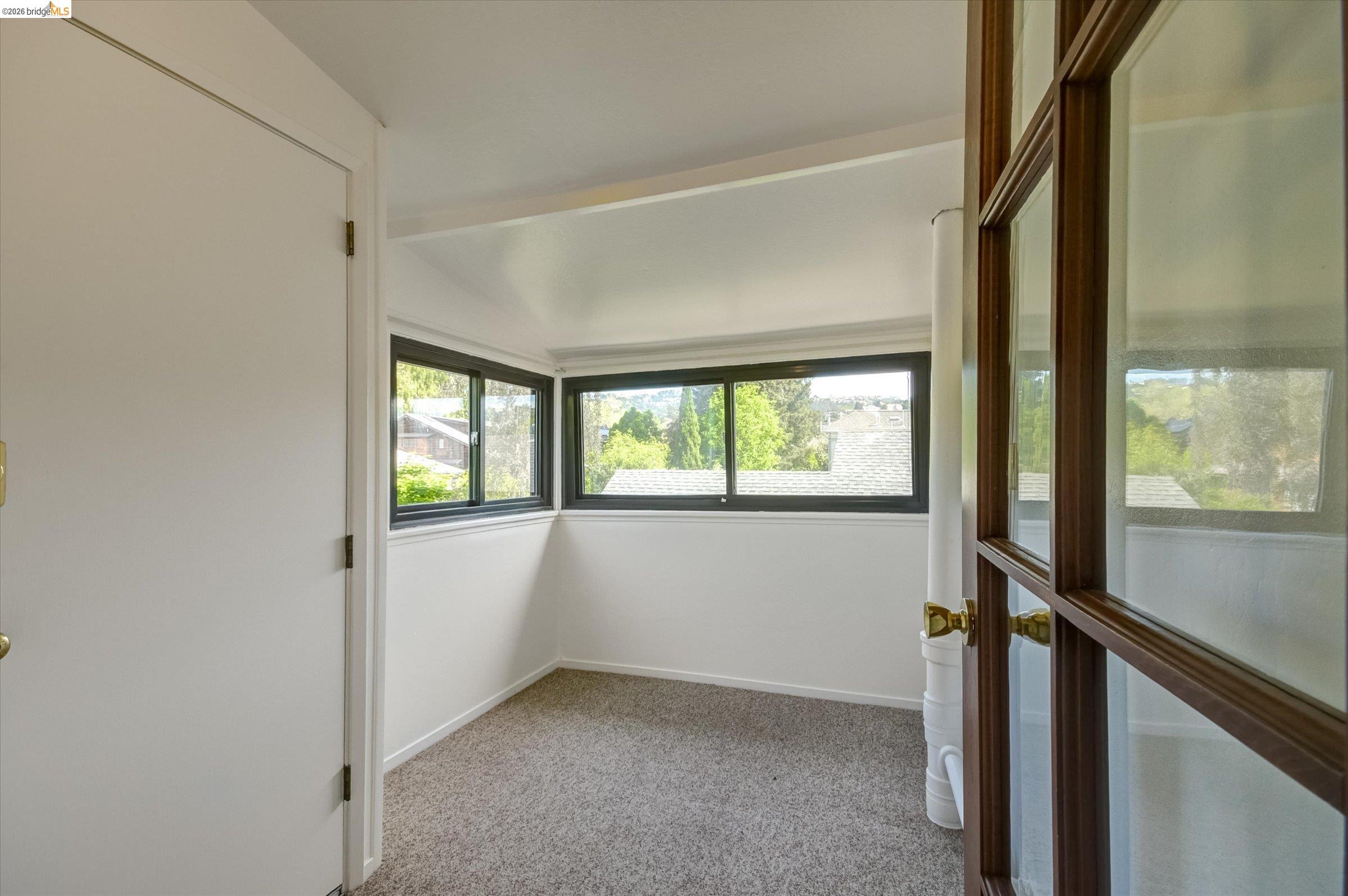 Detail Gallery Image 22 of 59 For 5570 Taft Ave, Oakland,  CA 94618 - – Beds | – Baths