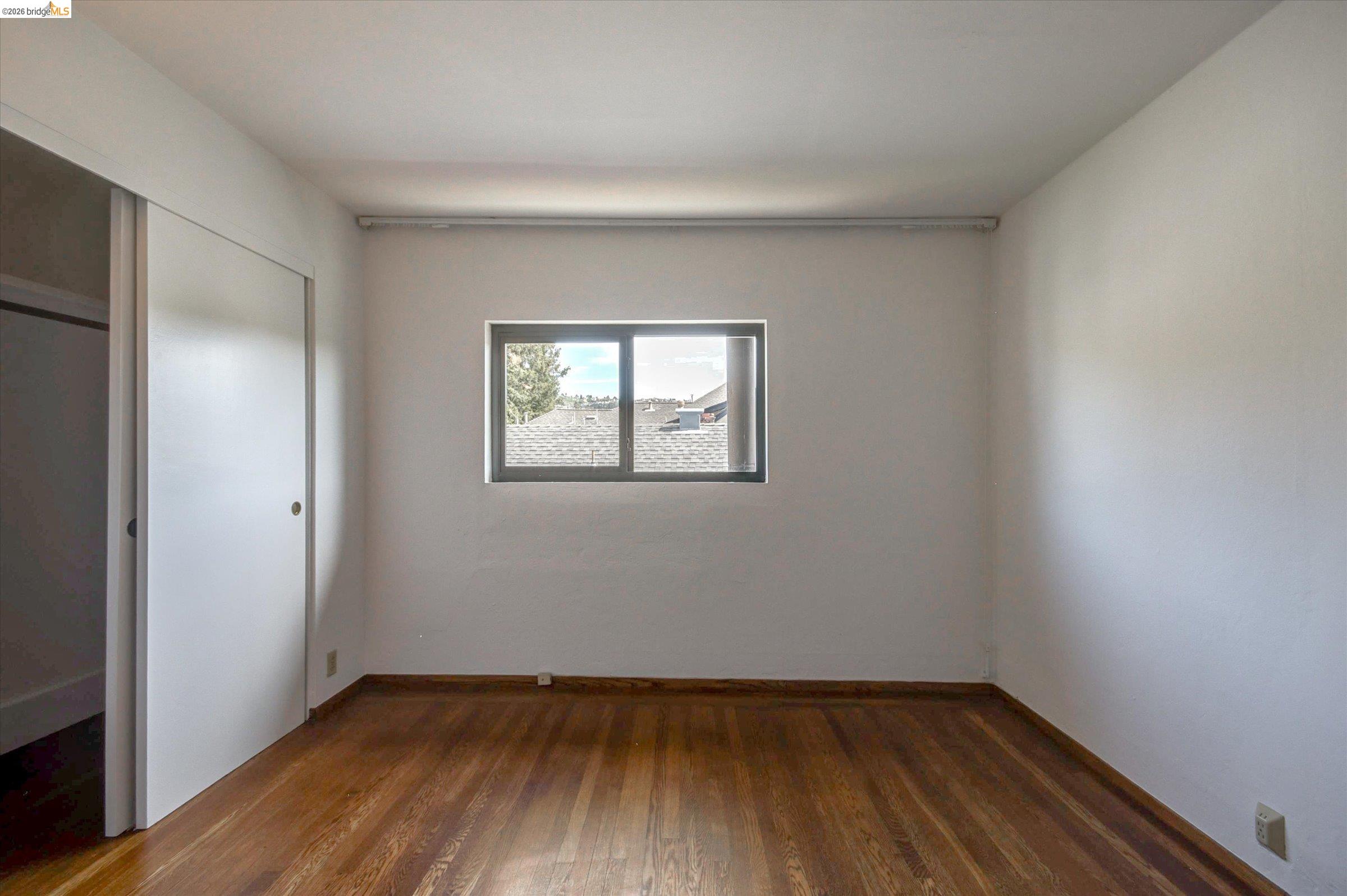 Detail Gallery Image 25 of 59 For 5570 Taft Ave, Oakland,  CA 94618 - – Beds | – Baths