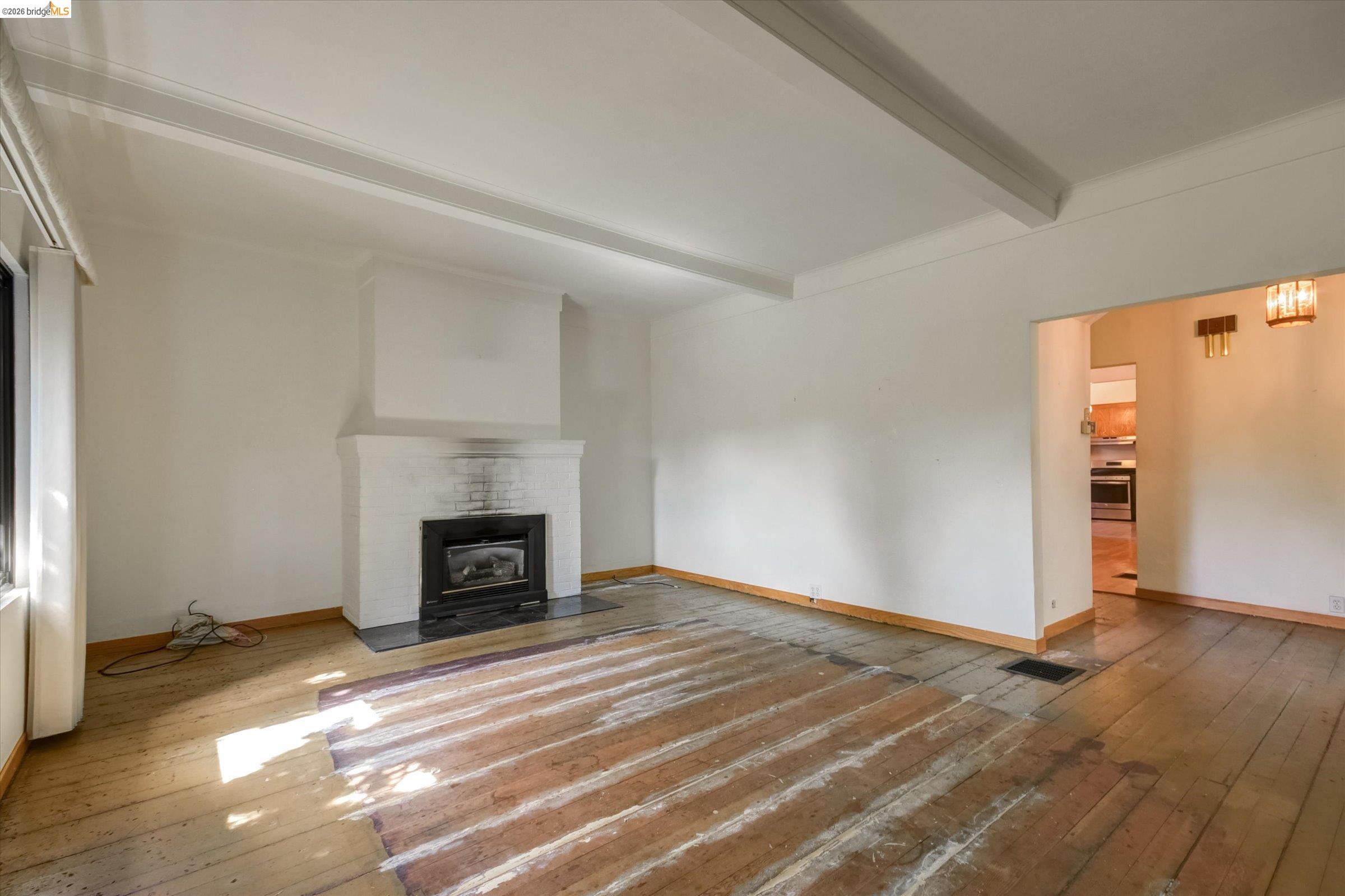 Detail Gallery Image 31 of 59 For 5570 Taft Ave, Oakland,  CA 94618 - – Beds | – Baths