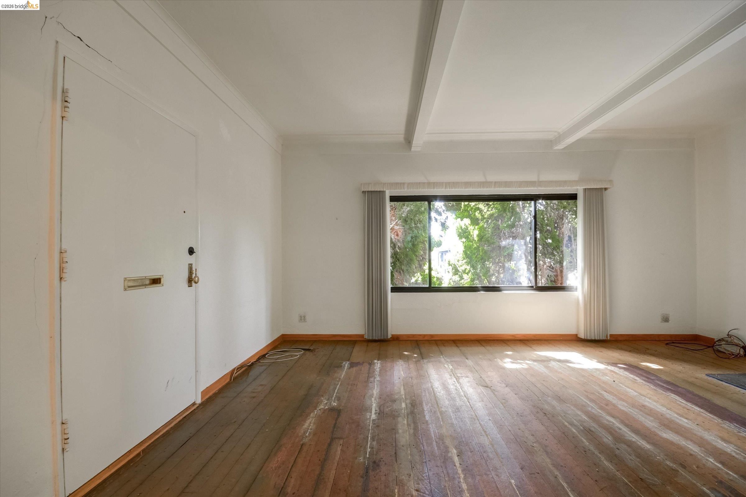 Detail Gallery Image 32 of 59 For 5570 Taft Ave, Oakland,  CA 94618 - – Beds | – Baths