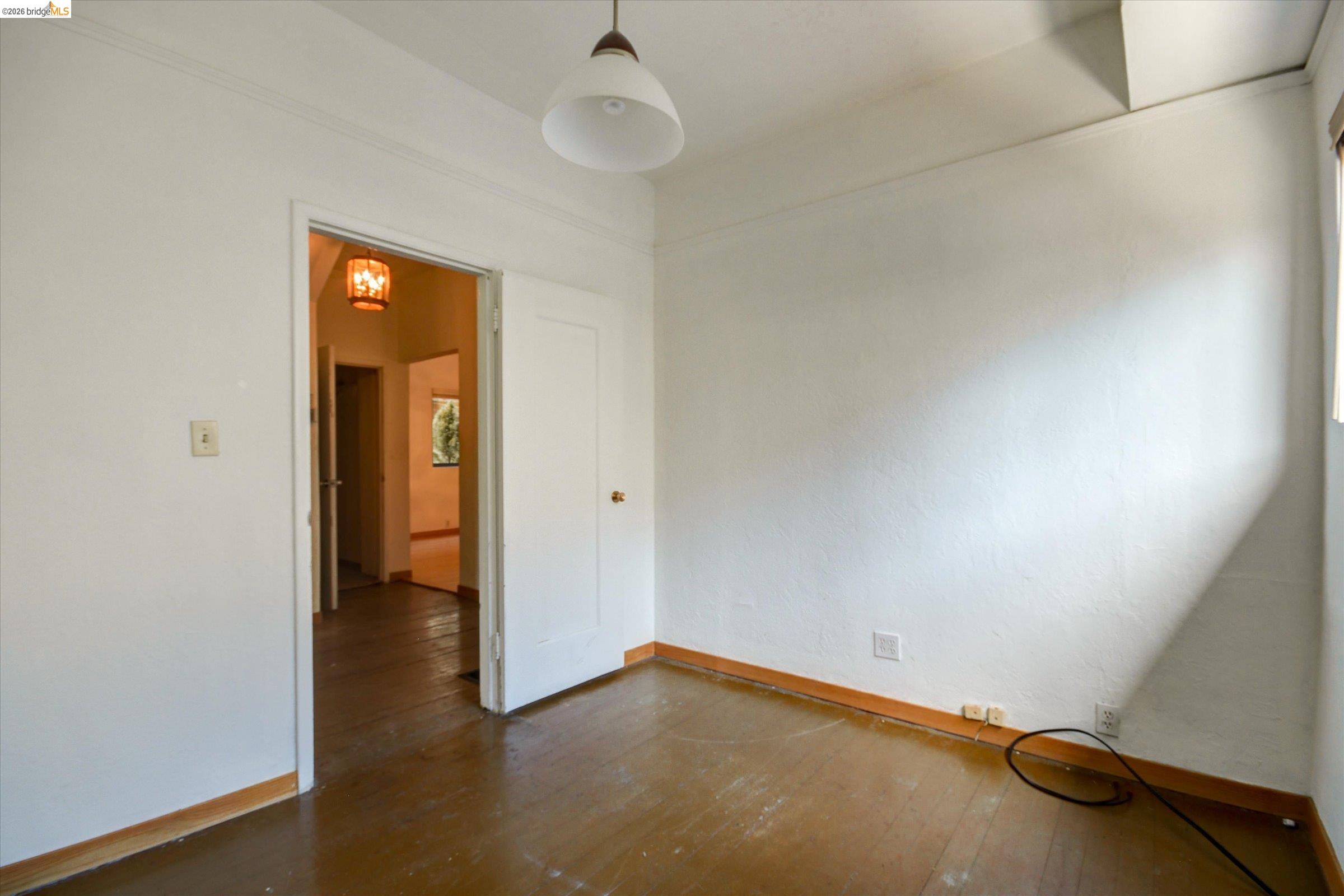 Detail Gallery Image 37 of 59 For 5570 Taft Ave, Oakland,  CA 94618 - – Beds | – Baths