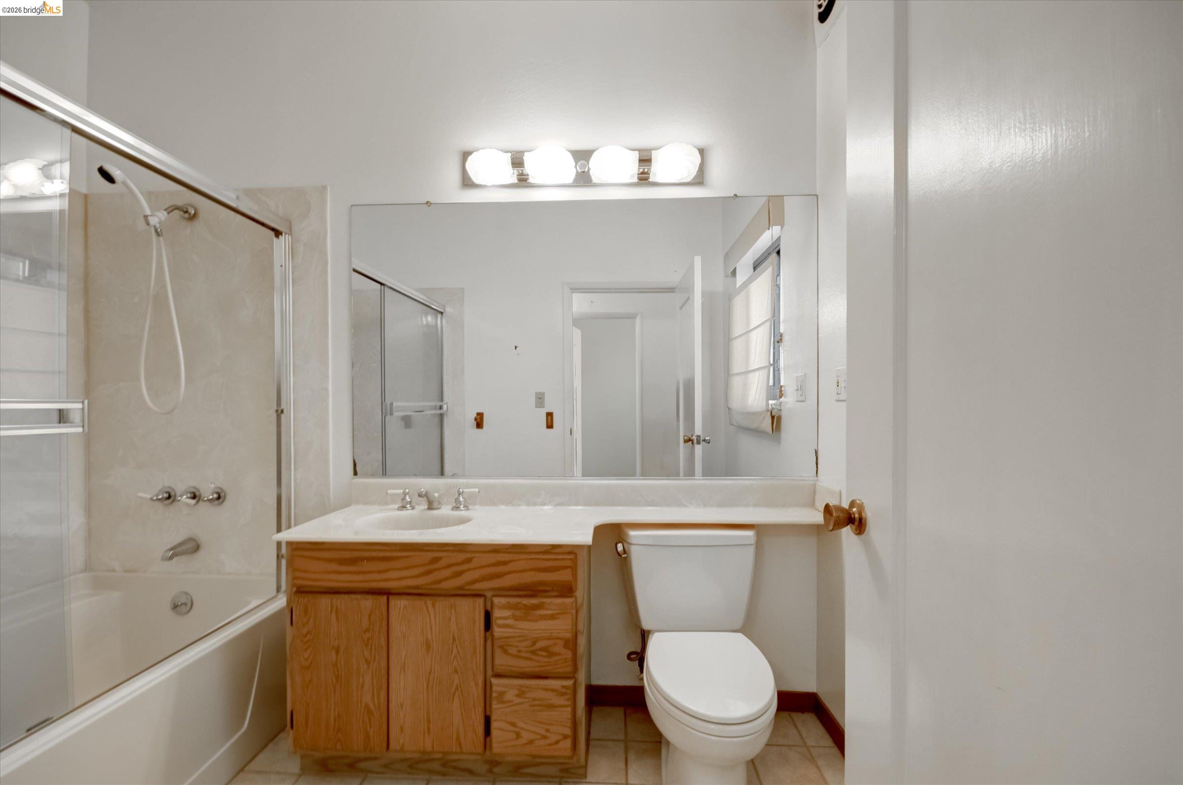 Detail Gallery Image 48 of 59 For 5570 Taft Ave, Oakland,  CA 94618 - – Beds | – Baths