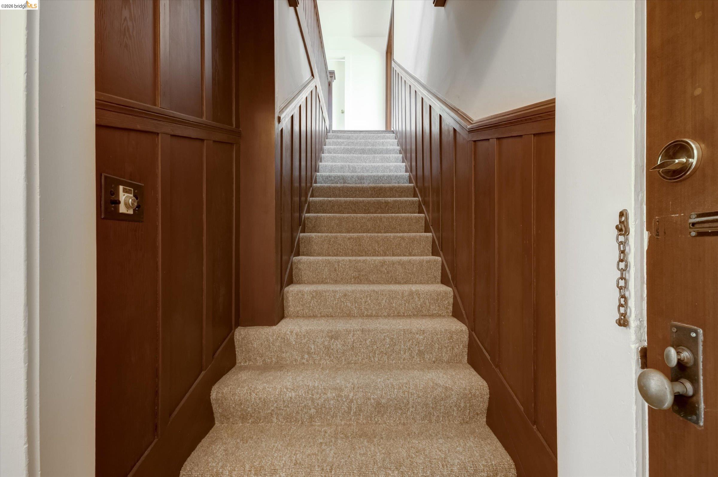 Detail Gallery Image 6 of 59 For 5570 Taft Ave, Oakland,  CA 94618 - – Beds | – Baths