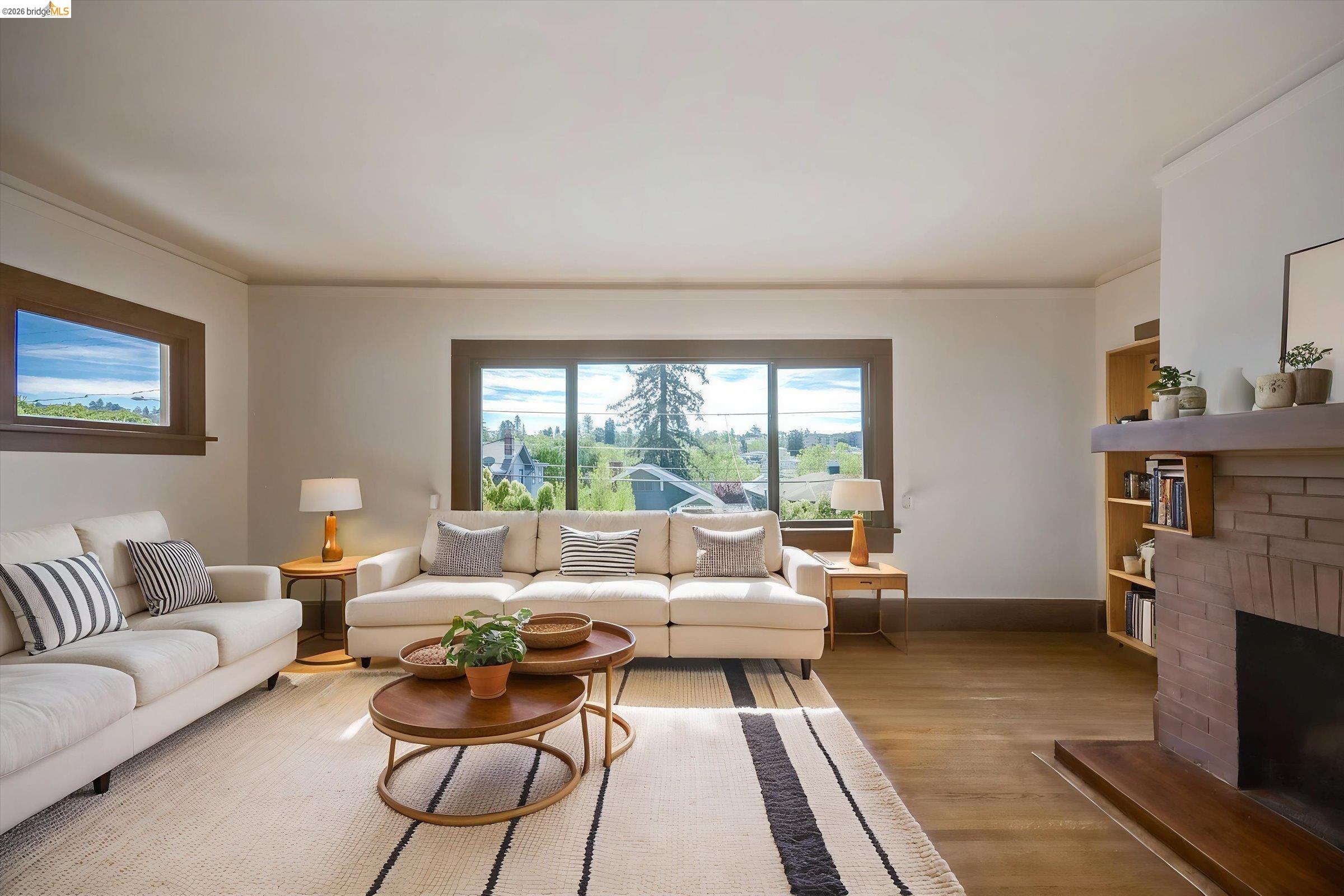 Detail Gallery Image 10 of 59 For 5570 Taft Ave, Oakland,  CA 94618 - – Beds | – Baths