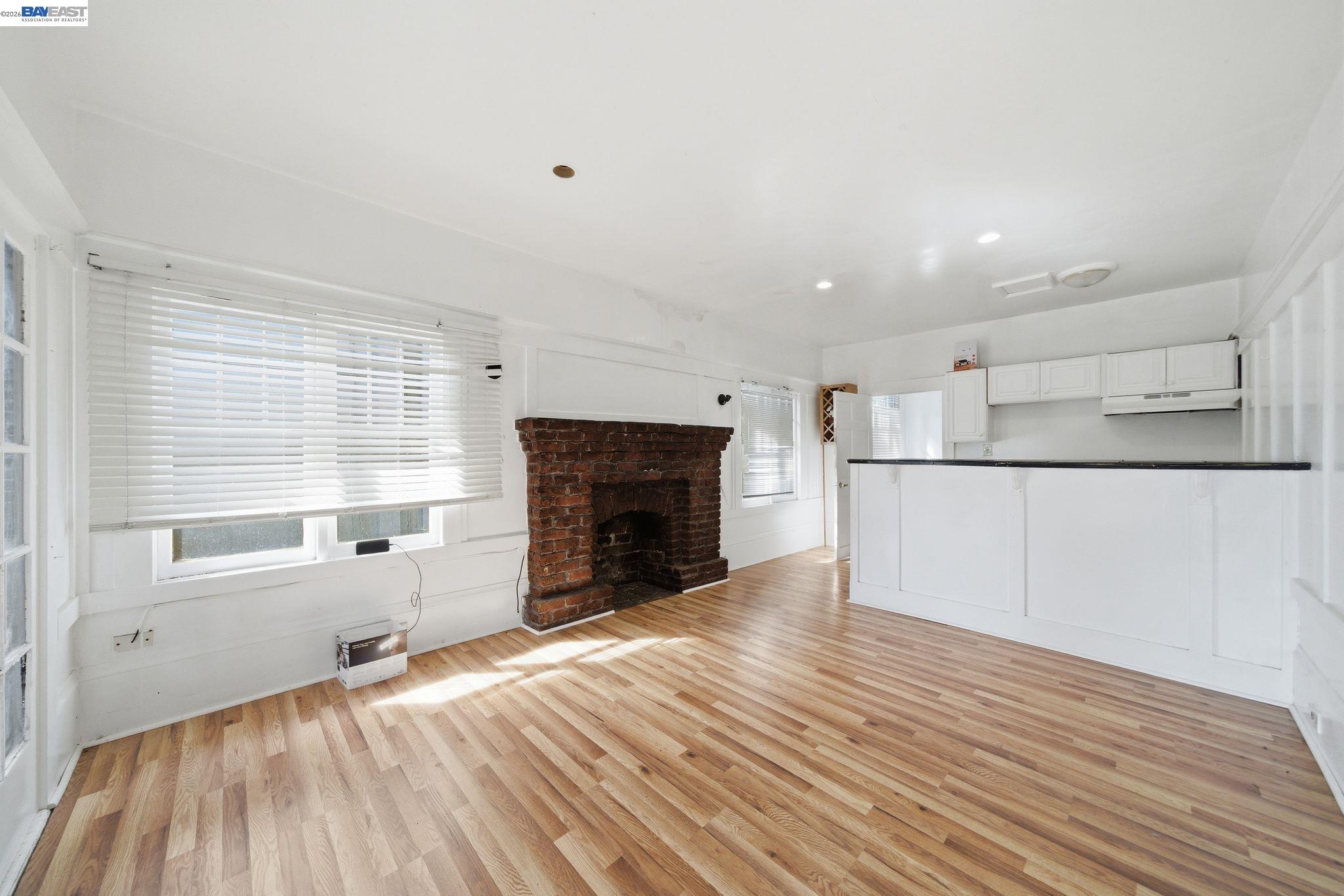 Detail Gallery Image 14 of 36 For 5315 Cole Street, Oakland,  CA 94601 - – Beds | – Baths