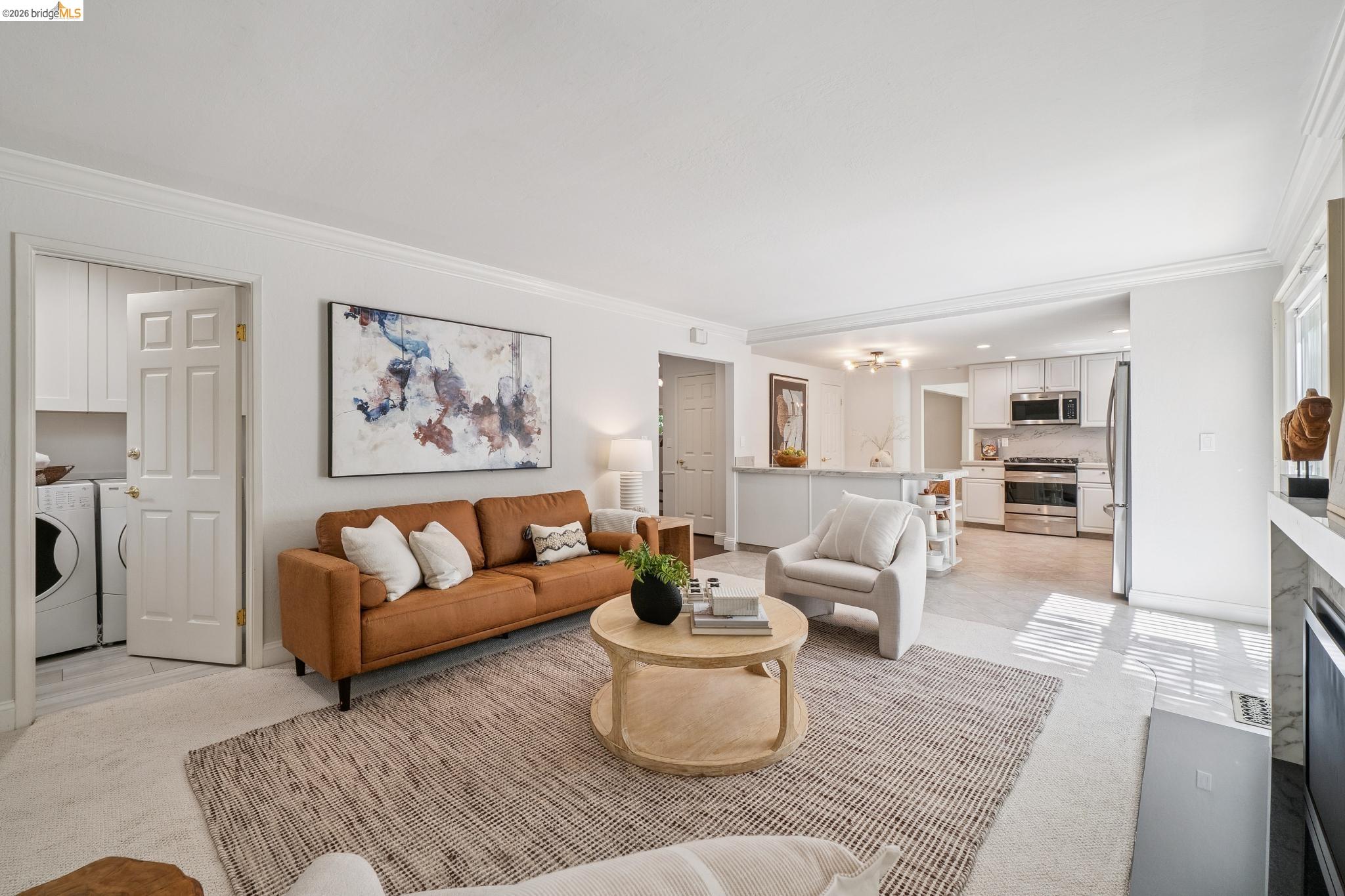 Detail Gallery Image 16 of 40 For 1977 Woodbury Ct, Walnut Creek,  CA 94596 - 5 Beds | 2/1 Baths