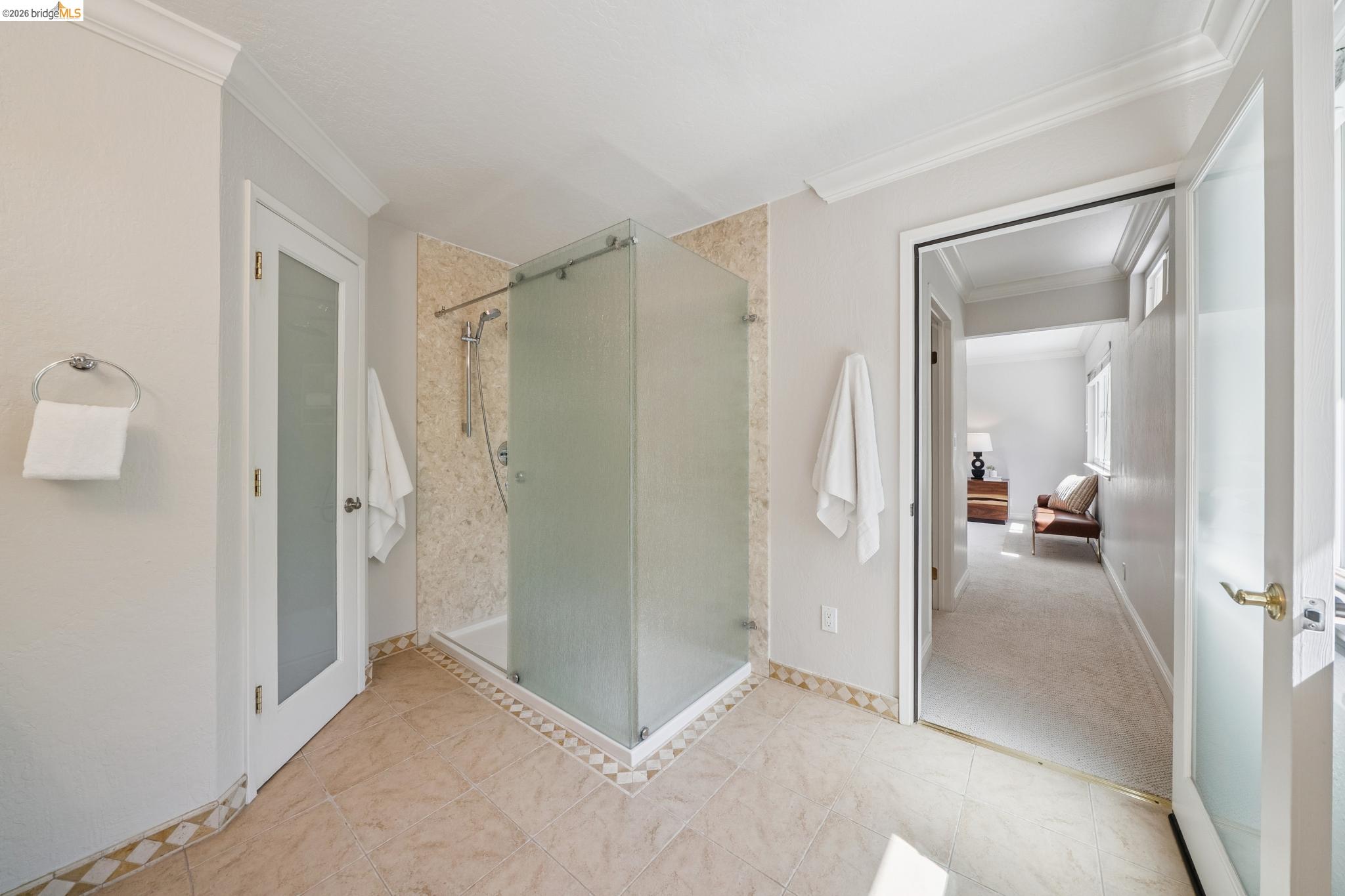 Detail Gallery Image 22 of 40 For 1977 Woodbury Ct, Walnut Creek,  CA 94596 - 5 Beds | 2/1 Baths