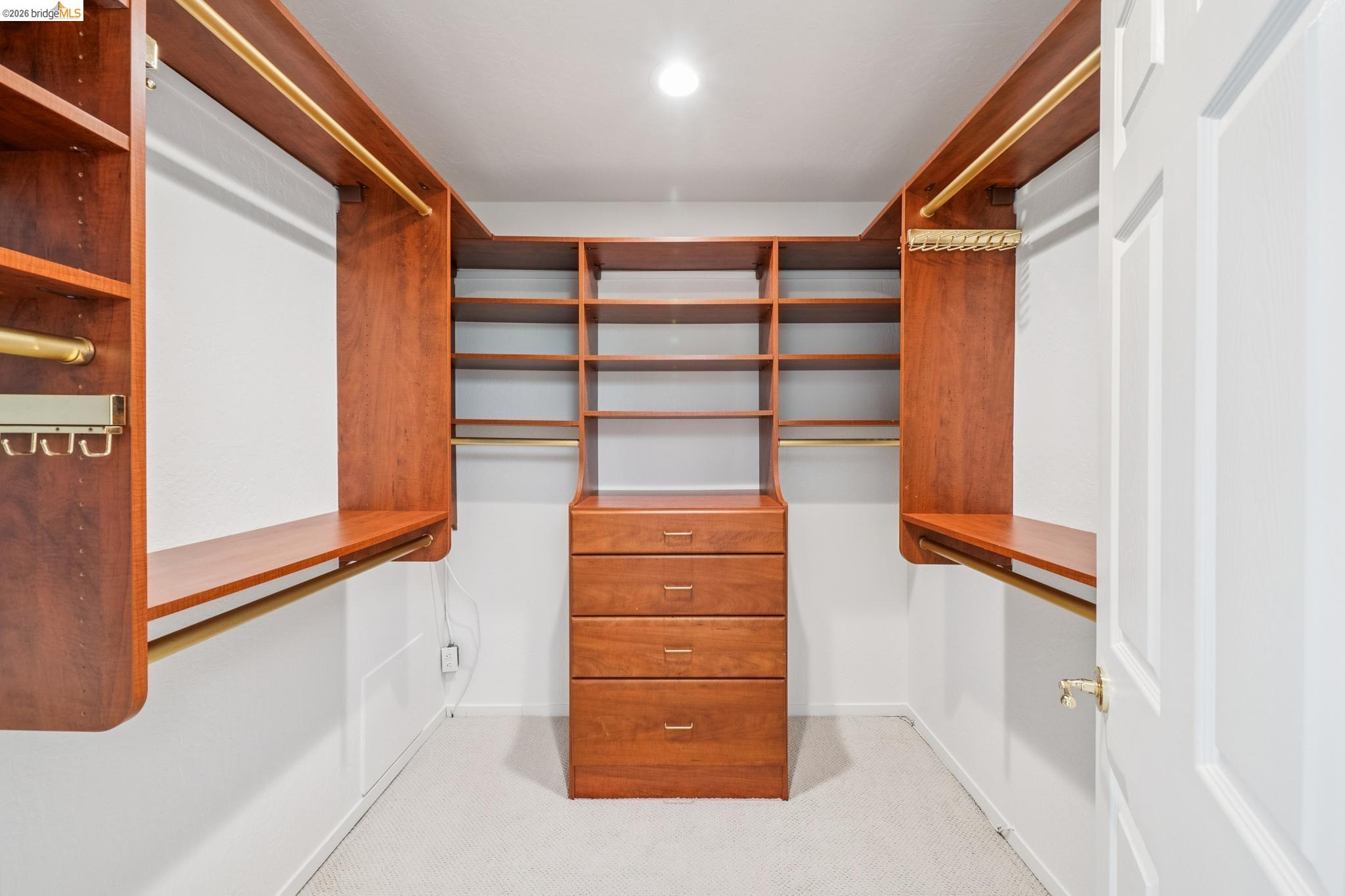 Detail Gallery Image 23 of 40 For 1977 Woodbury Ct, Walnut Creek,  CA 94596 - 5 Beds | 2/1 Baths