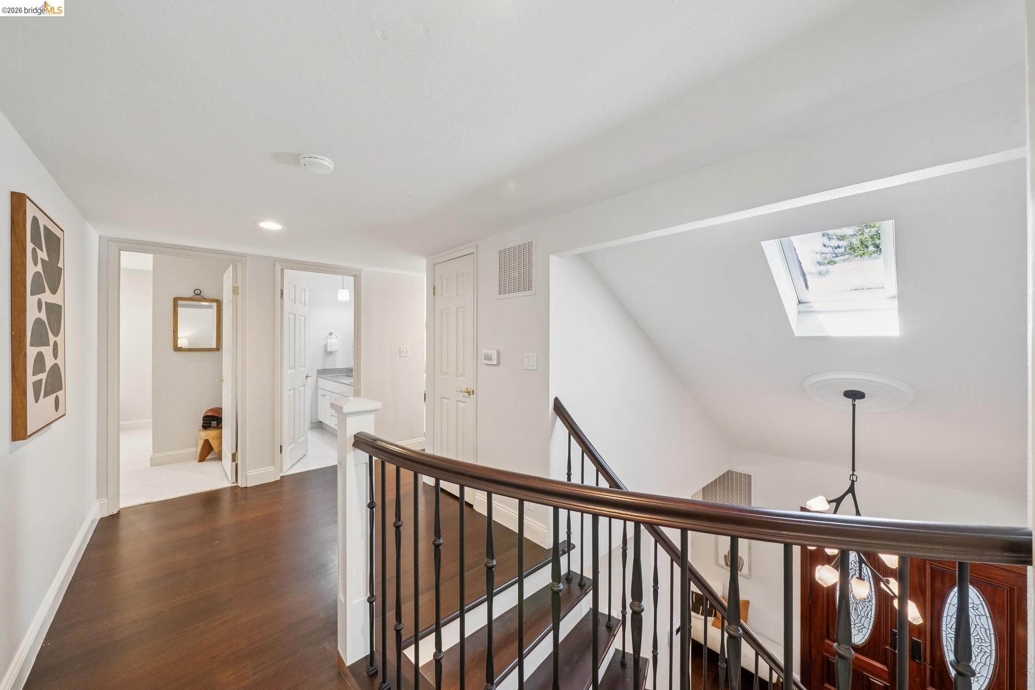 Detail Gallery Image 25 of 40 For 1977 Woodbury Ct, Walnut Creek,  CA 94596 - 5 Beds | 2/1 Baths