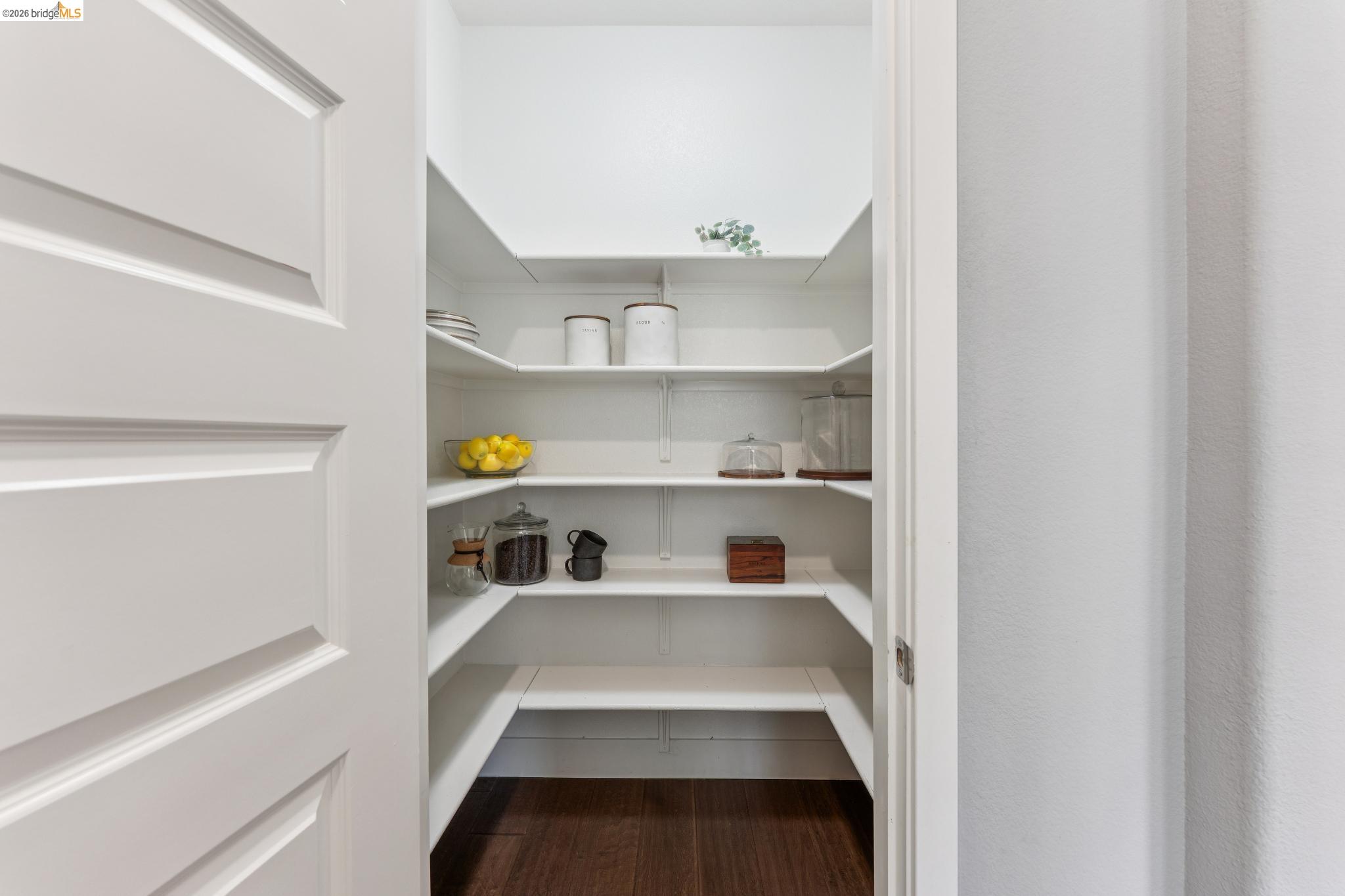 Detail Gallery Image 20 of 60 For 489 Diller Street, Alameda,  CA 94501-7864 - 3 Beds | 3/1 Baths