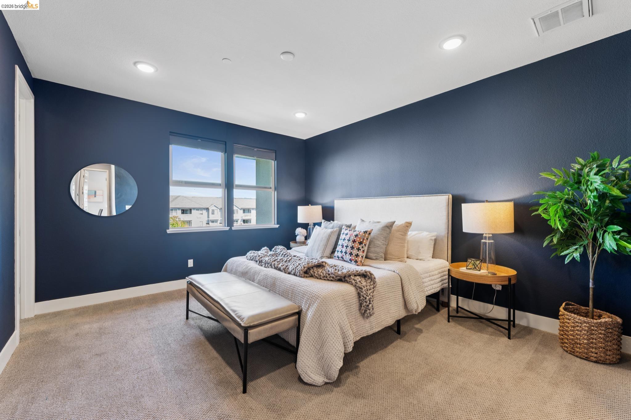 Detail Gallery Image 28 of 60 For 489 Diller Street, Alameda,  CA 94501-7864 - 3 Beds | 3/1 Baths