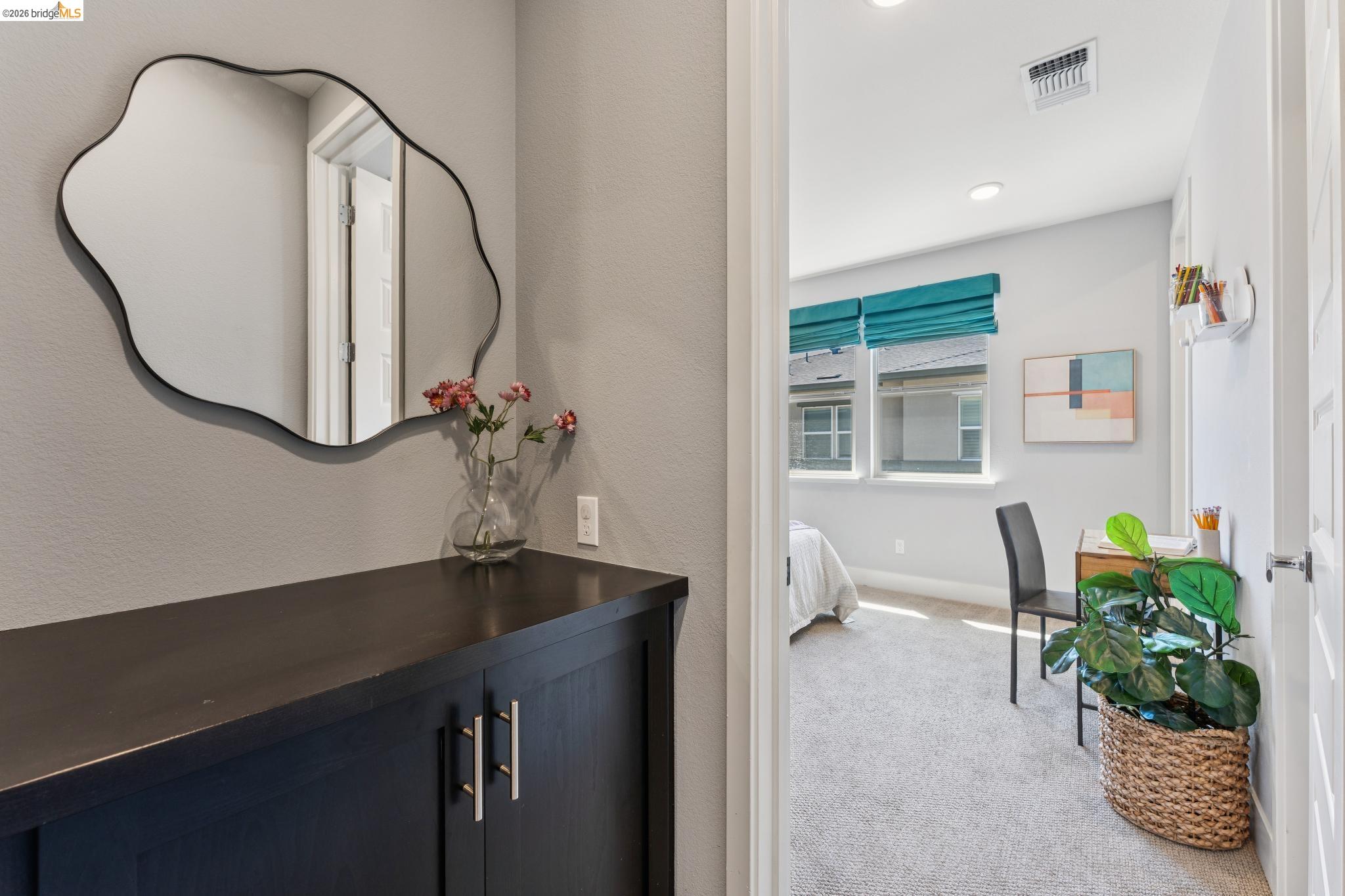 Detail Gallery Image 37 of 60 For 489 Diller Street, Alameda,  CA 94501-7864 - 3 Beds | 3/1 Baths