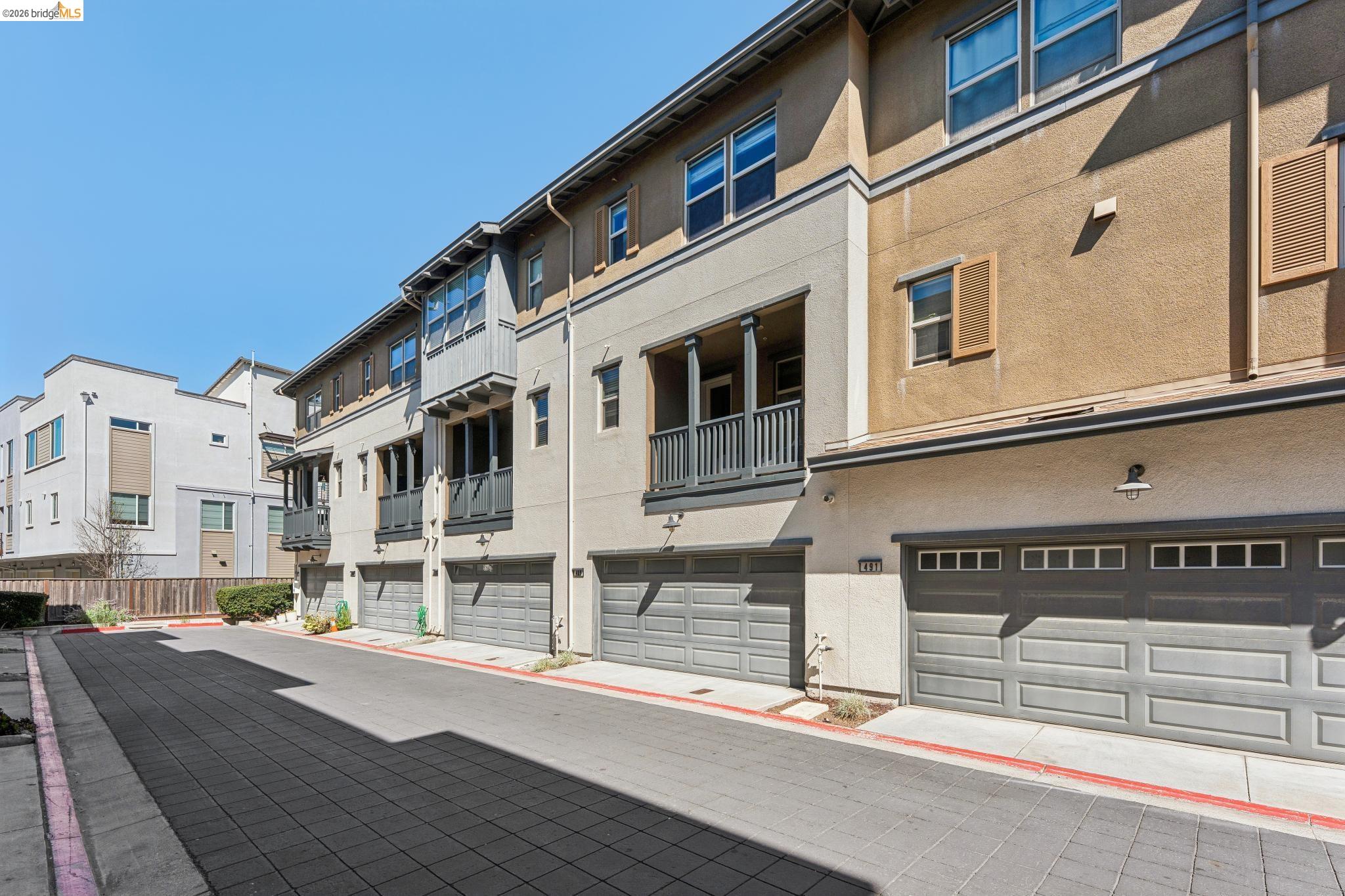 Detail Gallery Image 49 of 60 For 489 Diller Street, Alameda,  CA 94501-7864 - 3 Beds | 3/1 Baths