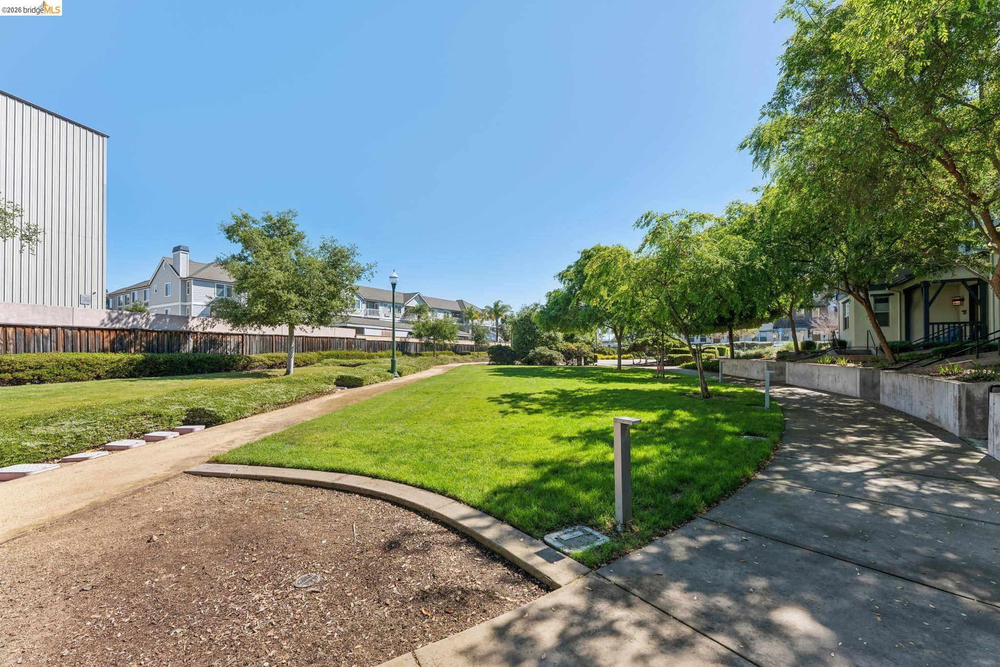 Detail Gallery Image 55 of 60 For 489 Diller Street, Alameda,  CA 94501-7864 - 3 Beds | 3/1 Baths