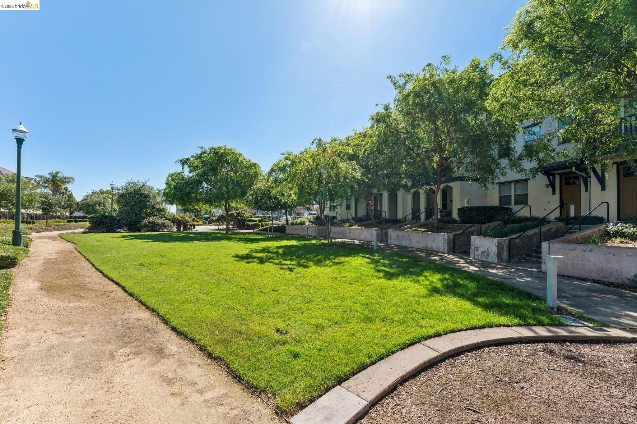 Detail Gallery Image 58 of 60 For 489 Diller Street, Alameda,  CA 94501-7864 - 3 Beds | 3/1 Baths