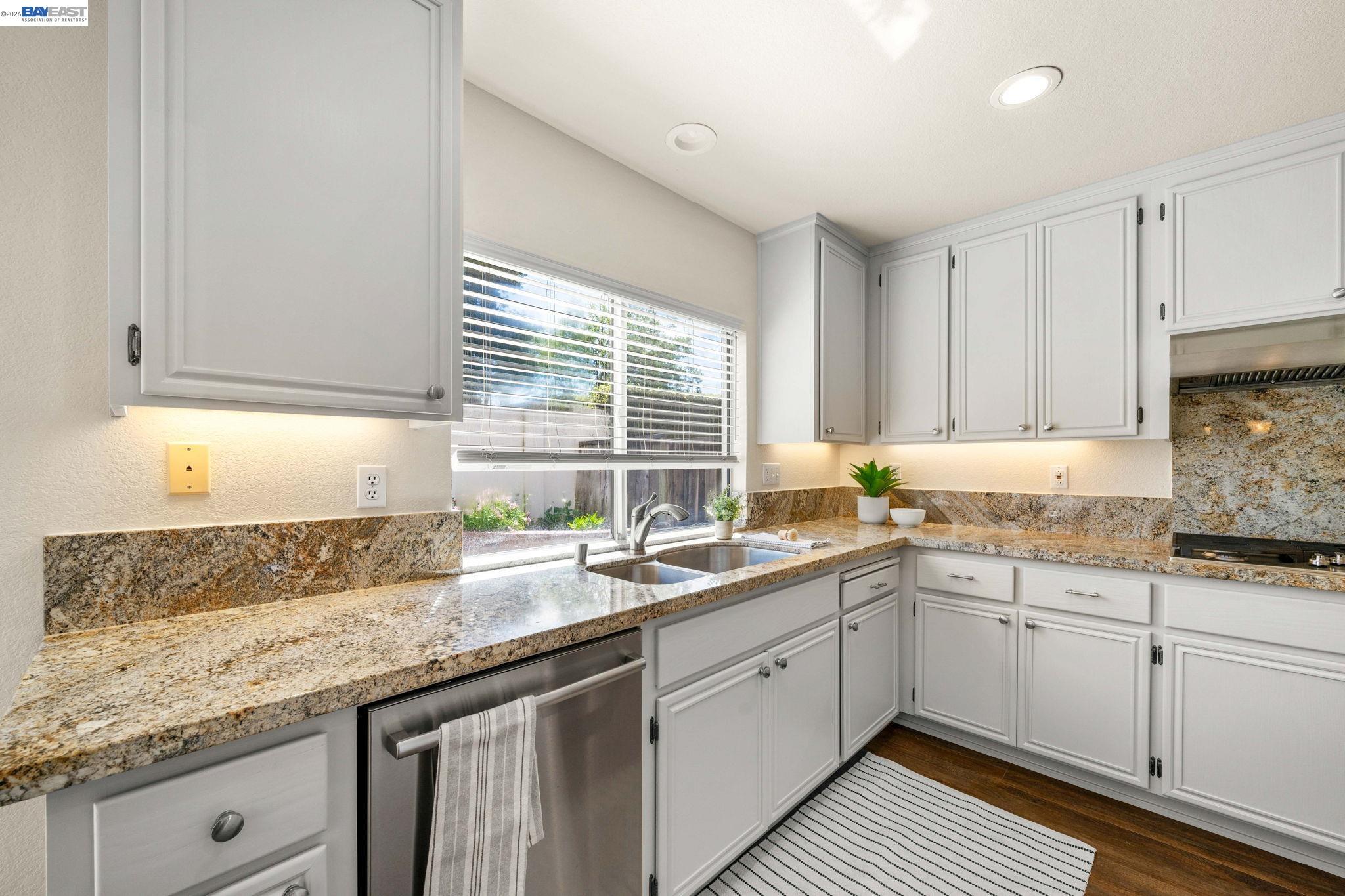 Detail Gallery Image 13 of 44 For 2826 Montair Way, Union City,  CA 94587 - 4 Beds | 3 Baths