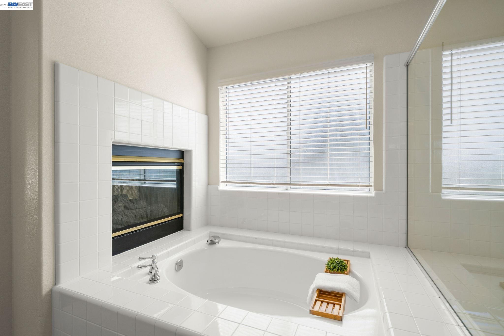 Detail Gallery Image 26 of 44 For 2826 Montair Way, Union City,  CA 94587 - 4 Beds | 3 Baths