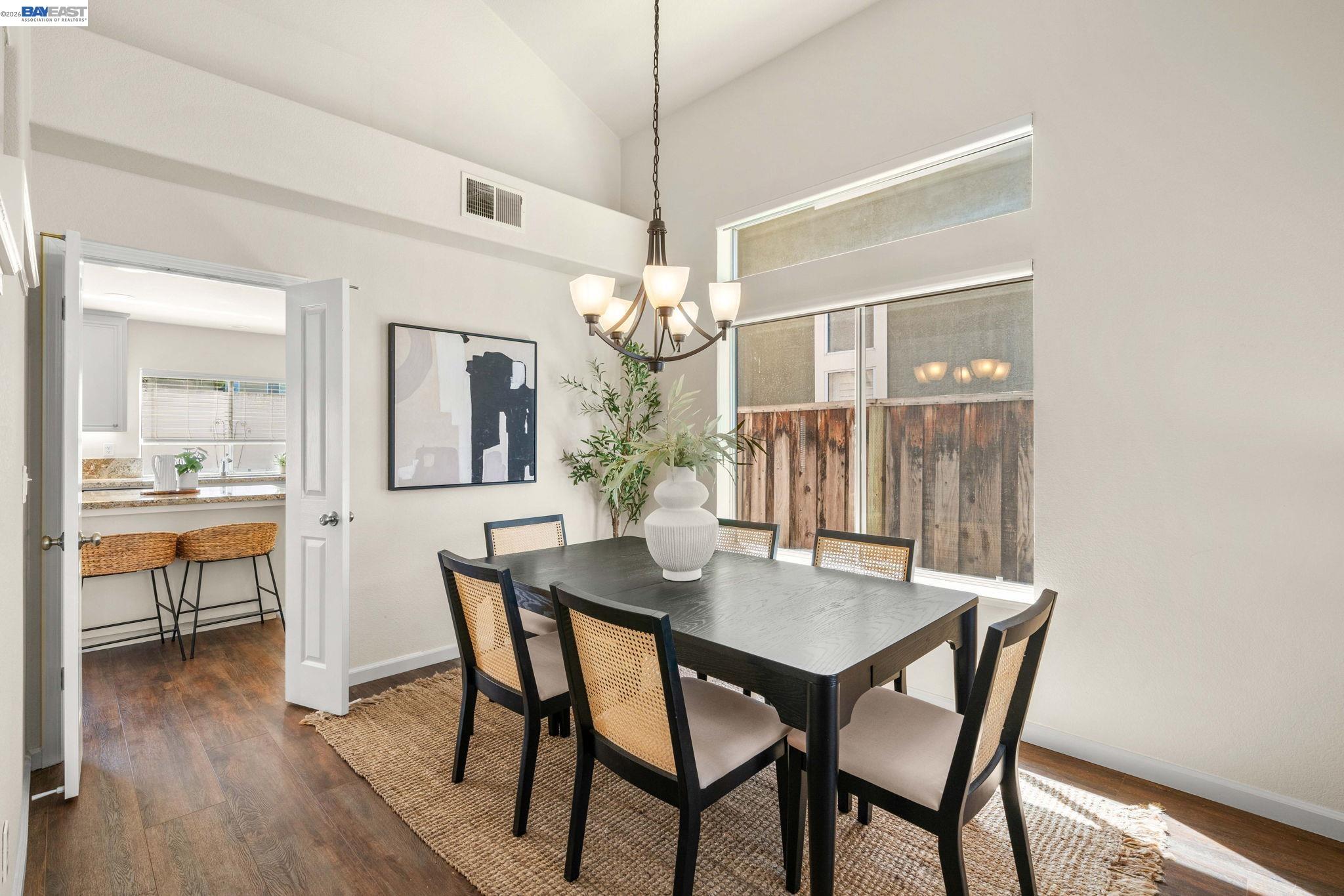 Detail Gallery Image 10 of 44 For 2826 Montair Way, Union City,  CA 94587 - 4 Beds | 3 Baths