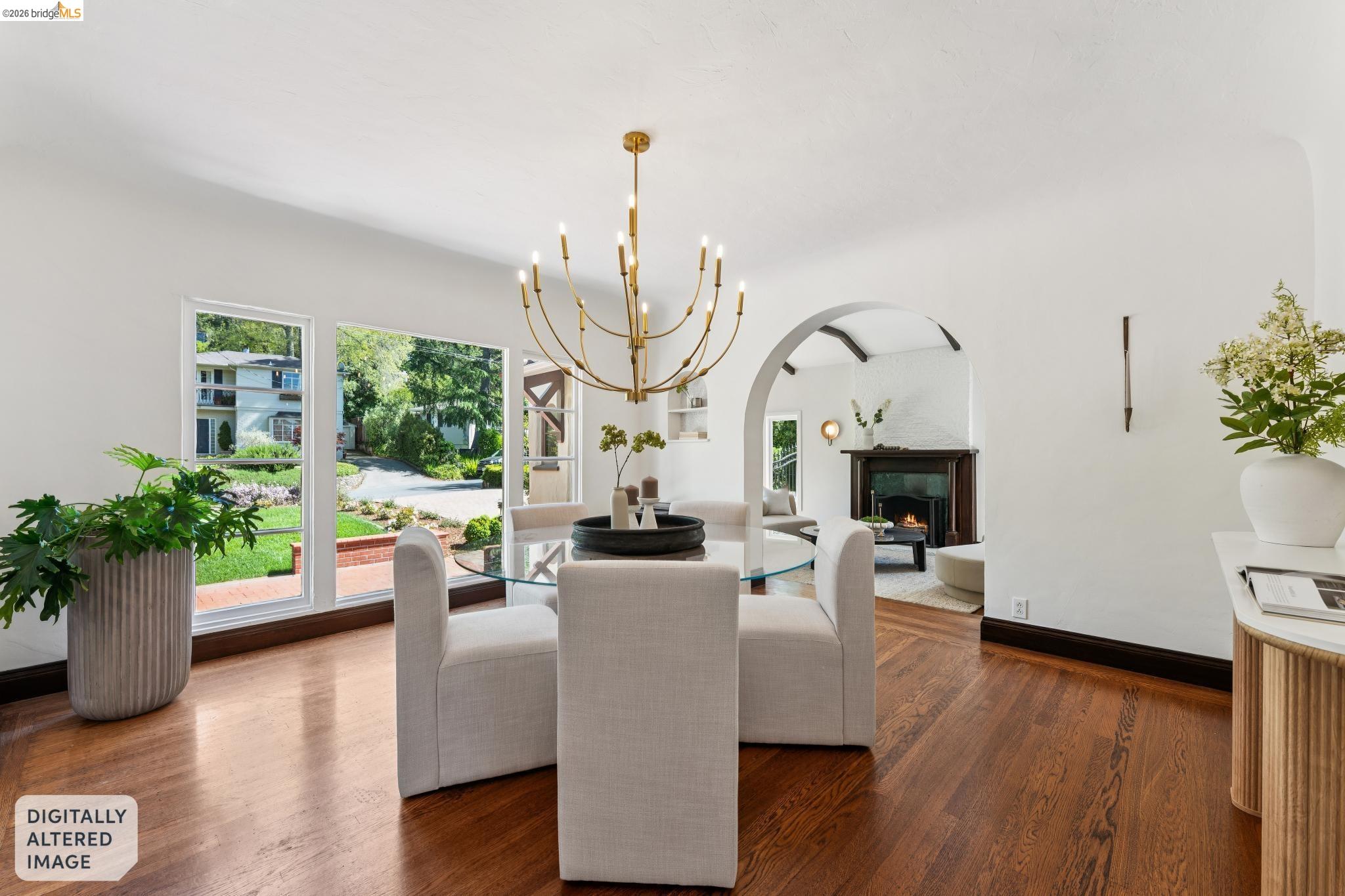 Detail Gallery Image 15 of 60 For 2615 La Cuesta Ave, Oakland,  CA 94611 - 3 Beds | 3 Baths