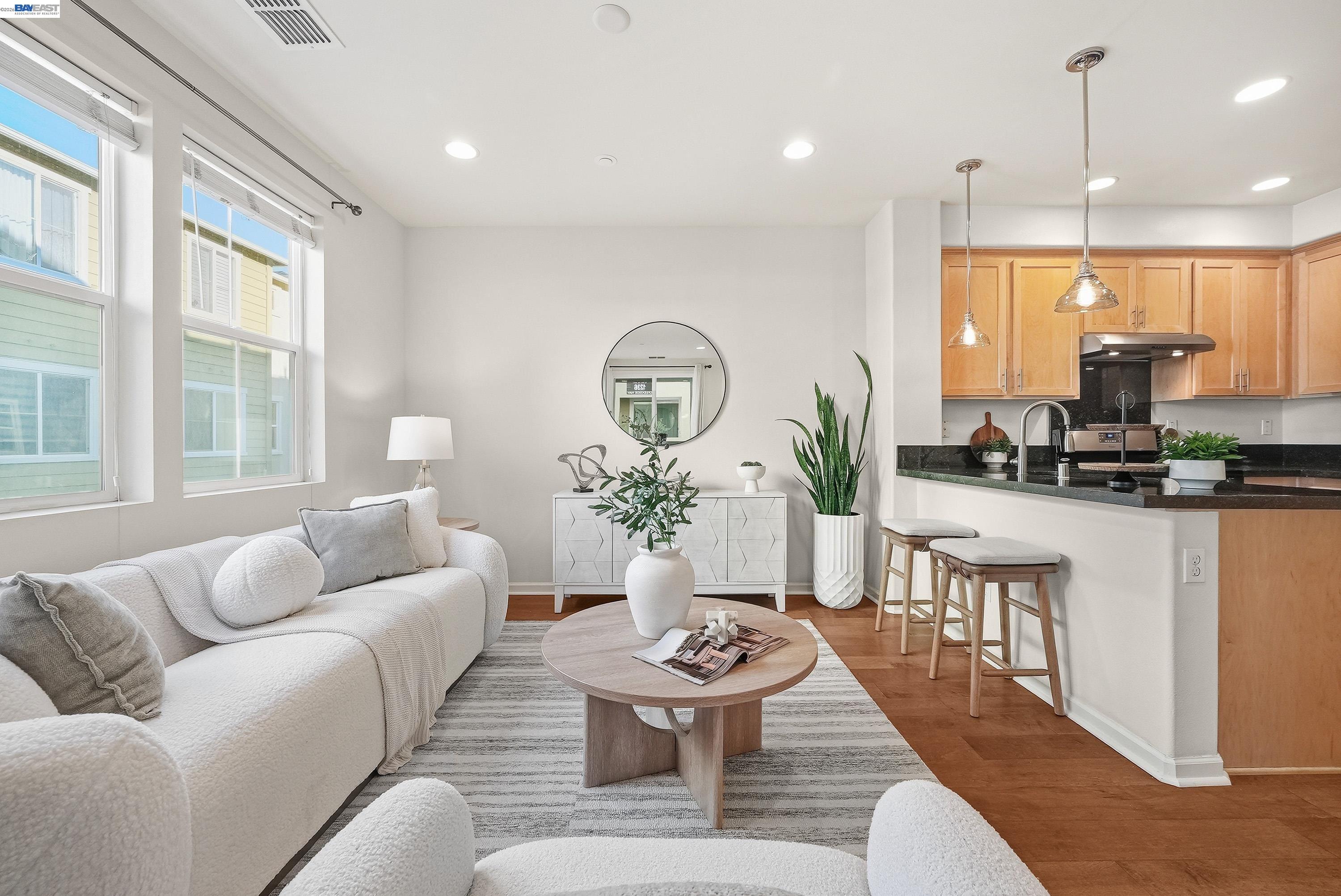 Detail Gallery Image 6 of 37 For 1505 Coyote Creek Way, Milpitas,  CA 95035 - 2 Beds | 2/1 Baths