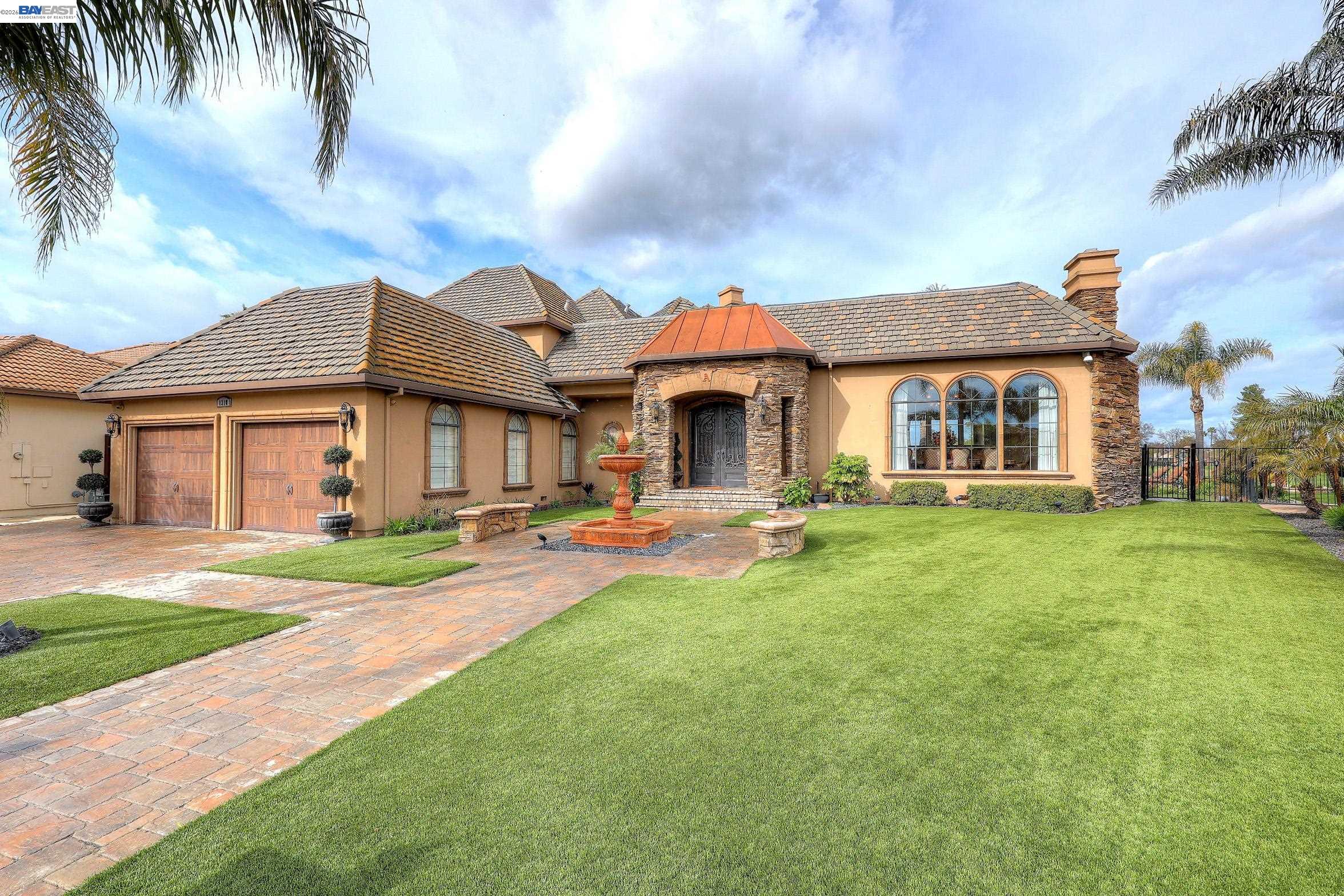 Detail Gallery Image 2 of 60 For 1310 Hampton Ct, Discovery Bay,  CA 94505 - 4 Beds | 3/1 Baths