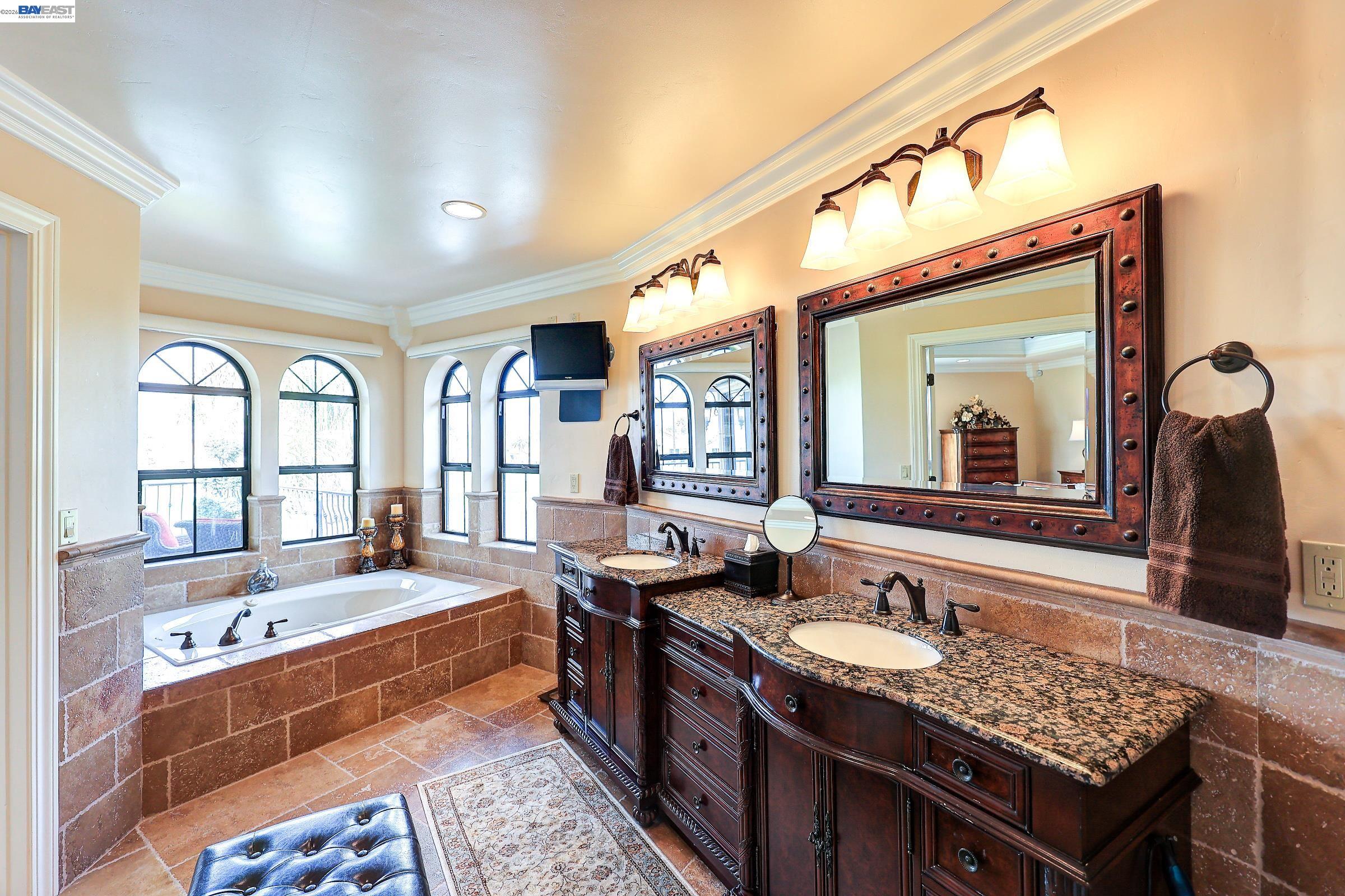 Detail Gallery Image 31 of 60 For 1310 Hampton Ct, Discovery Bay,  CA 94505 - 4 Beds | 3/1 Baths