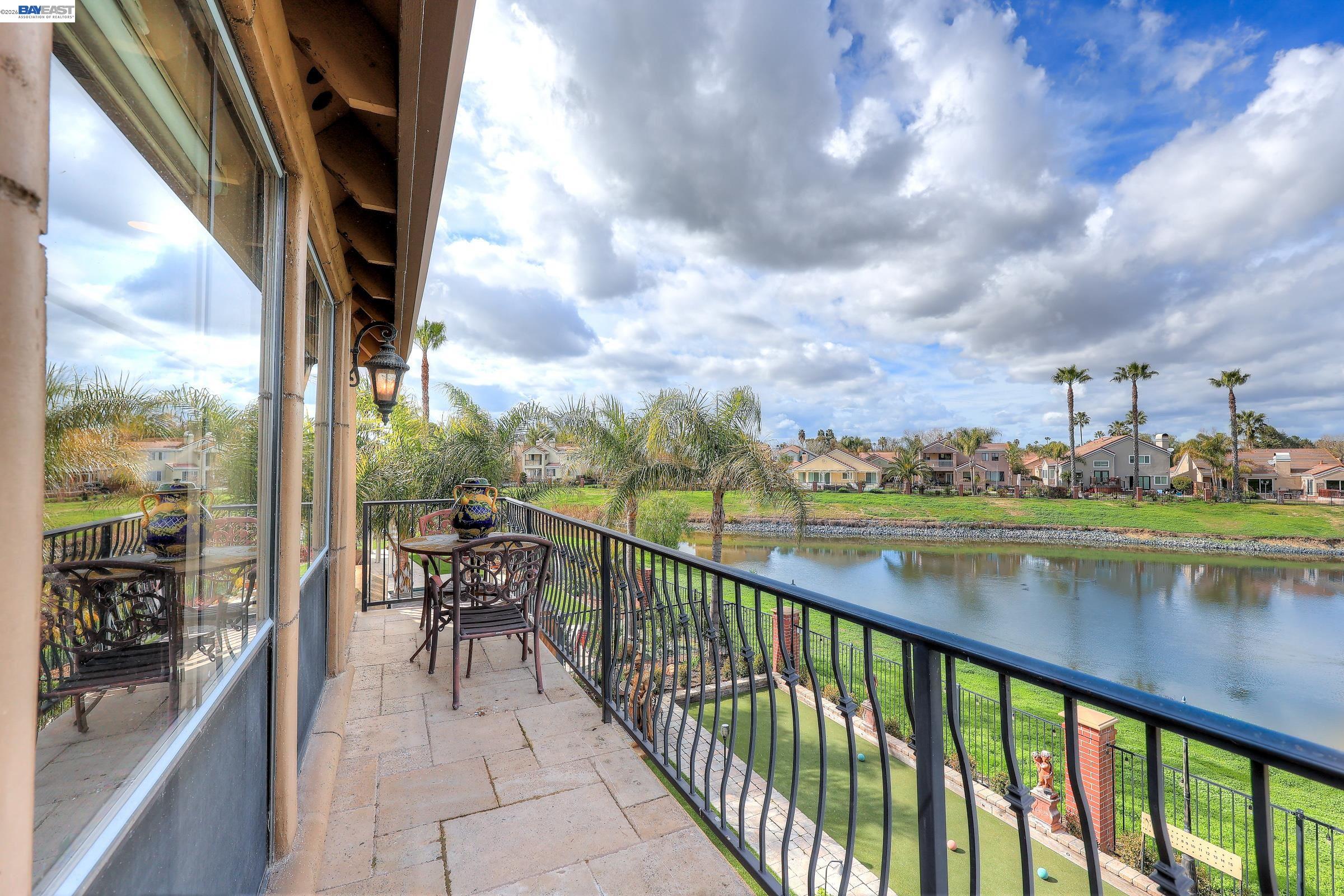 Detail Gallery Image 34 of 60 For 1310 Hampton Ct, Discovery Bay,  CA 94505 - 4 Beds | 3/1 Baths