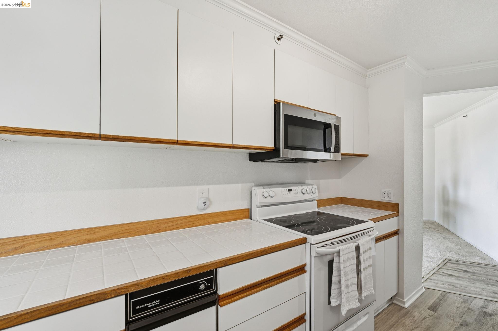 Photo #12: 41128700 Listing: Photo #12