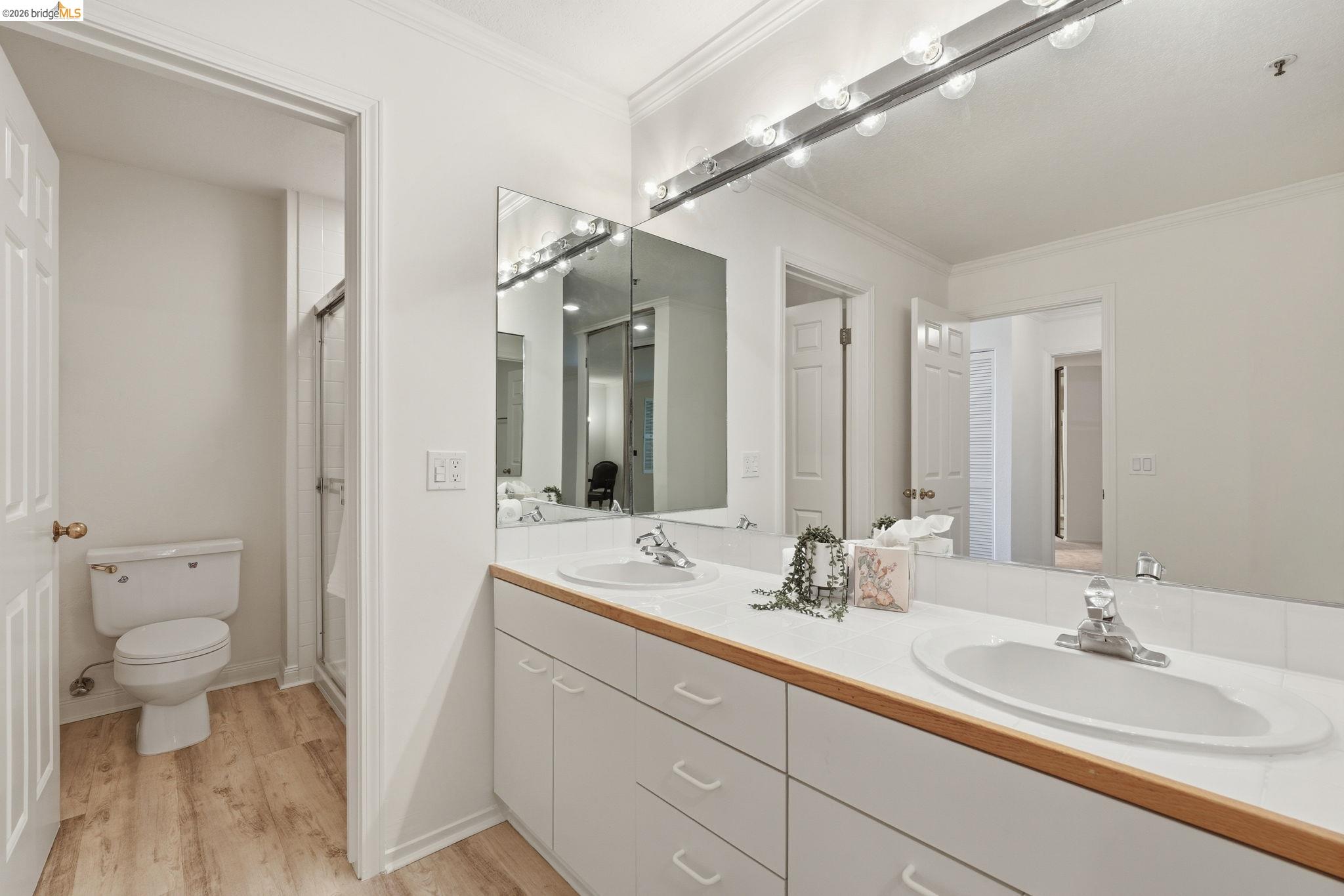 Photo #16: 41128700 Listing: Photo #16