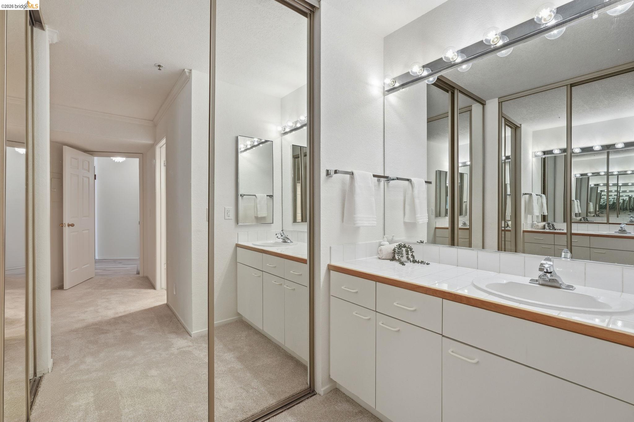 Photo #22: 41128700 Listing: Photo #22