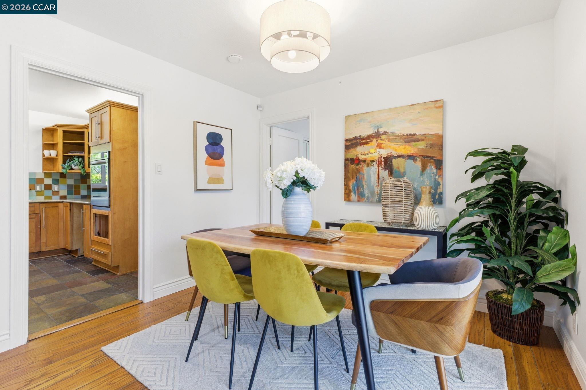 Detail Gallery Image 6 of 20 For 1306 Craig Dr, Concord,  CA 94518 - 3 Beds | 2 Baths