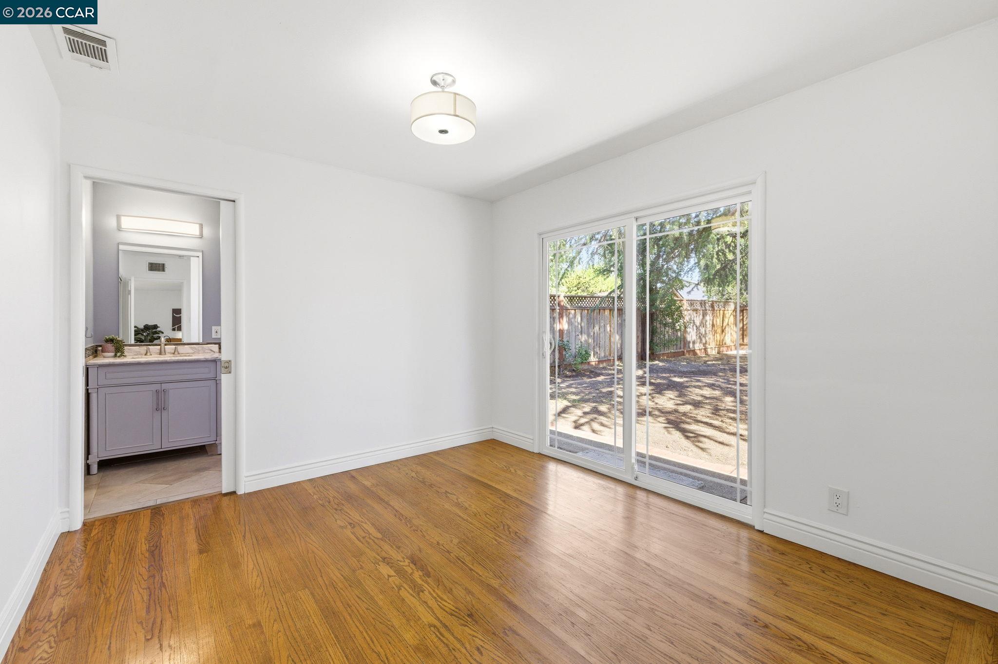 Detail Gallery Image 10 of 20 For 1306 Craig Dr, Concord,  CA 94518 - 3 Beds | 2 Baths