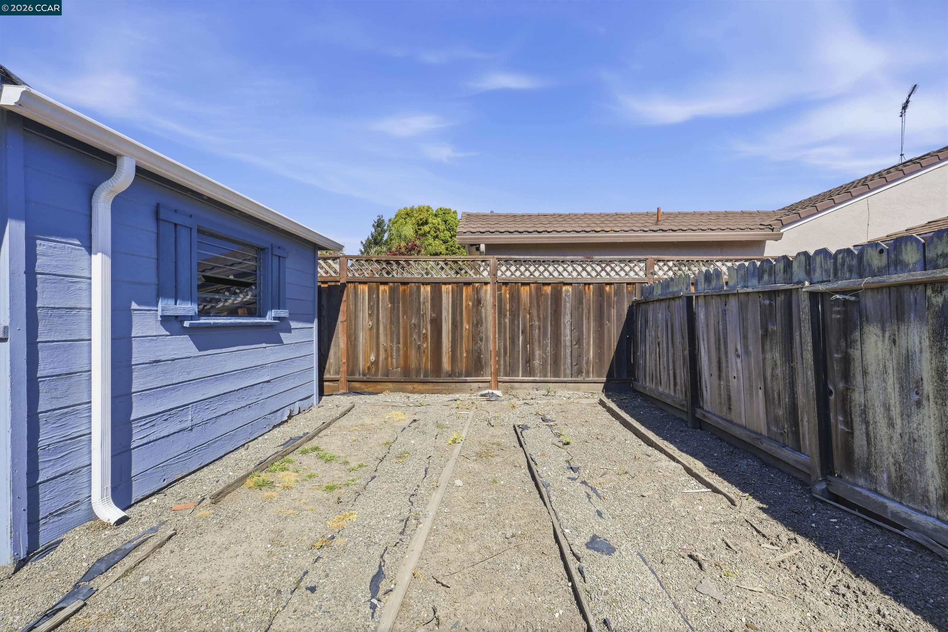 Detail Gallery Image 27 of 36 For 17930 via Toledo, San Lorenzo,  CA 94580 - 3 Beds | 2 Baths