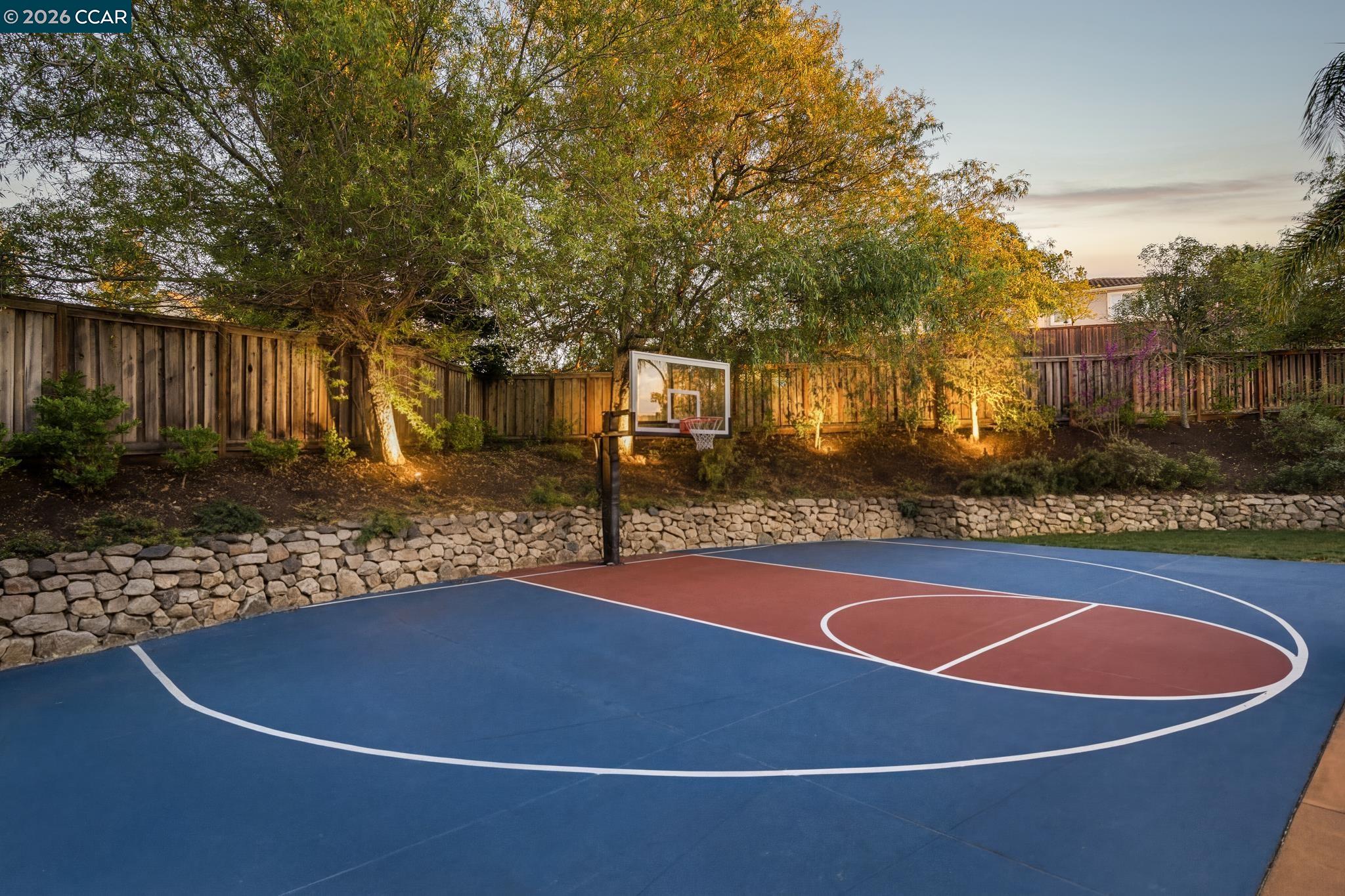 Detail Gallery Image 41 of 51 For 3432 Ashbourne Cir, San Ramon,  CA 94583 - 5 Beds | 5/1 Baths