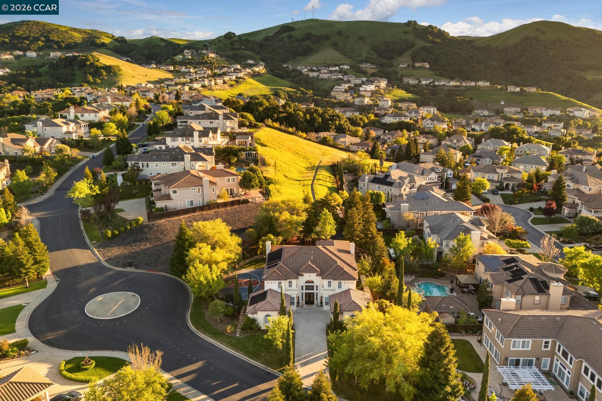 Detail Gallery Image 45 of 51 For 3432 Ashbourne Cir, San Ramon,  CA 94583 - 5 Beds | 5/1 Baths