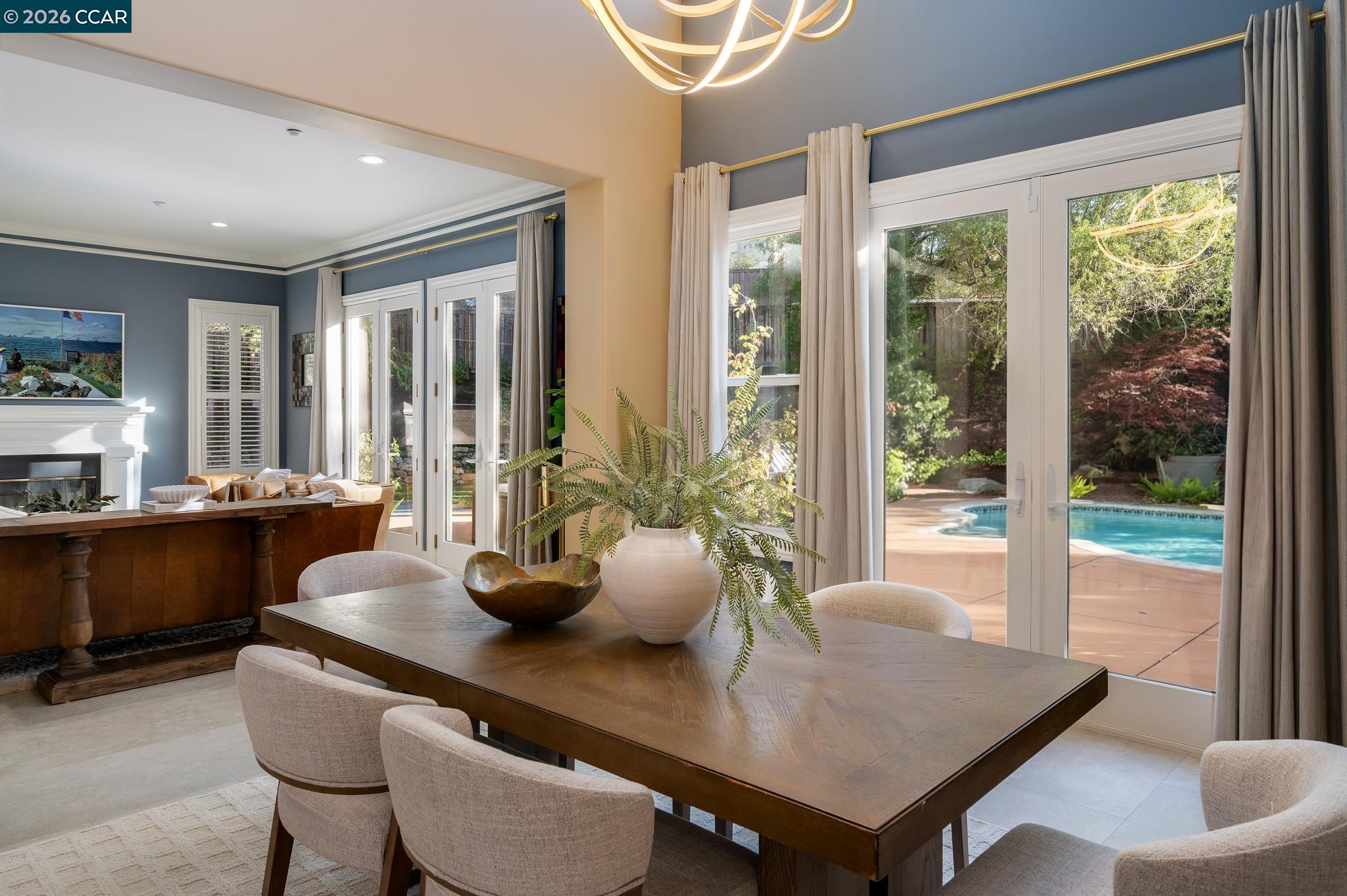 Detail Gallery Image 7 of 51 For 3432 Ashbourne Cir, San Ramon,  CA 94583 - 5 Beds | 5/1 Baths