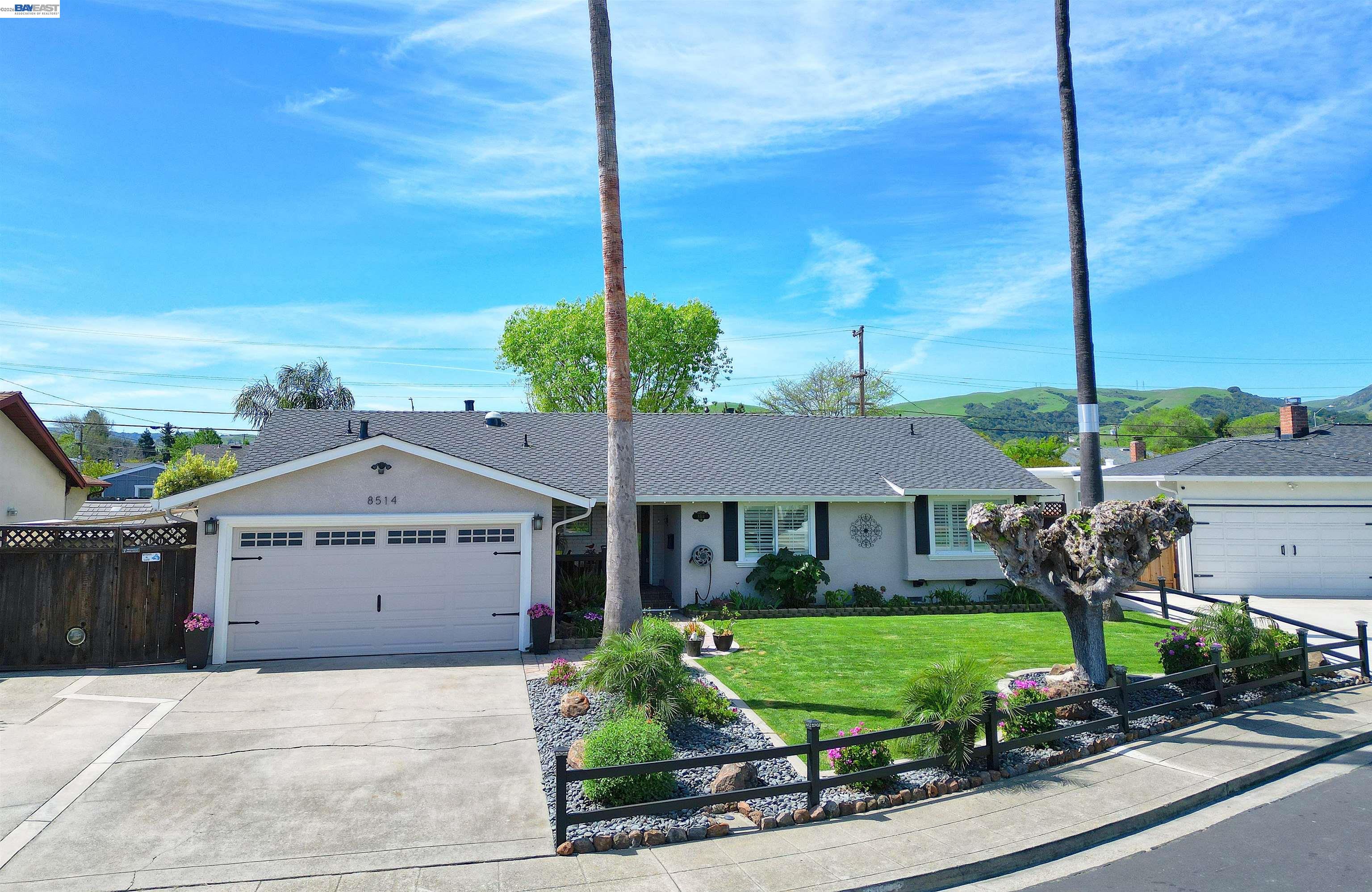 Detail Gallery Image 4 of 56 For 8514 Newry Pl, Dublin,  CA 94568 - 3 Beds | 2 Baths