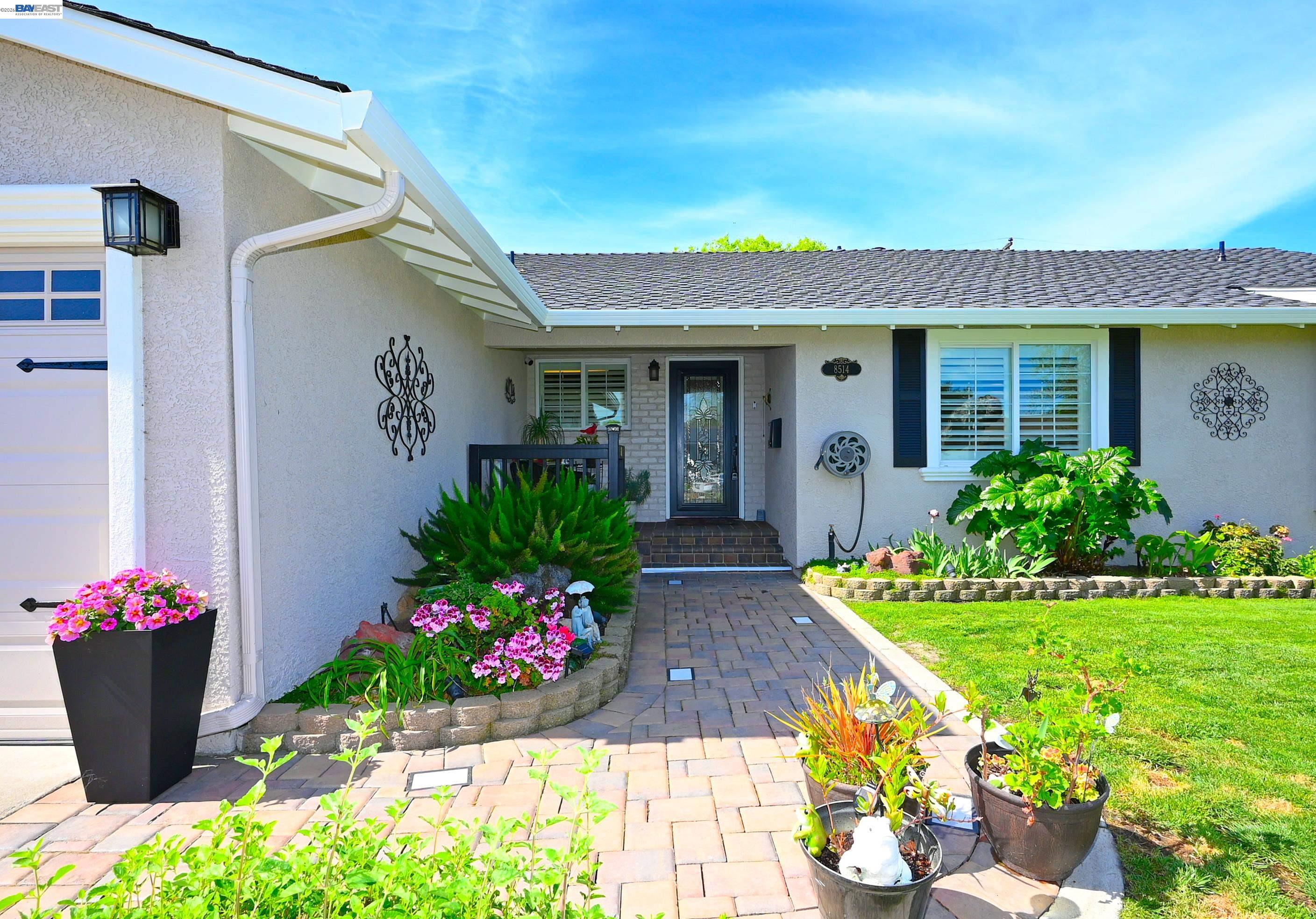 Detail Gallery Image 5 of 56 For 8514 Newry Pl, Dublin,  CA 94568 - 3 Beds | 2 Baths