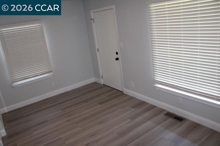 Detail Gallery Image 12 of 20 For 2680 Appian Way, Pinole,  CA 94564 - 3 Beds | 2 Baths