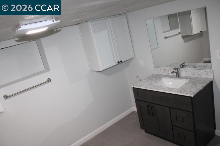 Detail Gallery Image 19 of 20 For 2680 Appian Way, Pinole,  CA 94564 - 3 Beds | 2 Baths