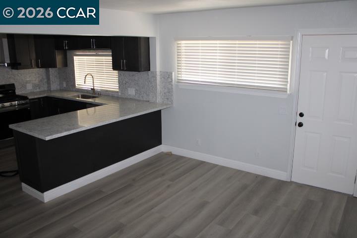 Detail Gallery Image 6 of 20 For 2680 Appian Way, Pinole,  CA 94564 - 3 Beds | 2 Baths